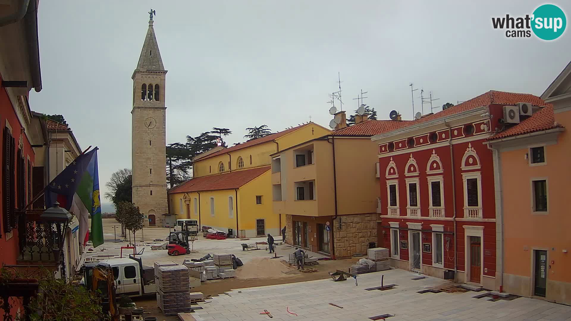 Live webcam Novigrad – Veliki Trg (grande place) – Piazza Grande