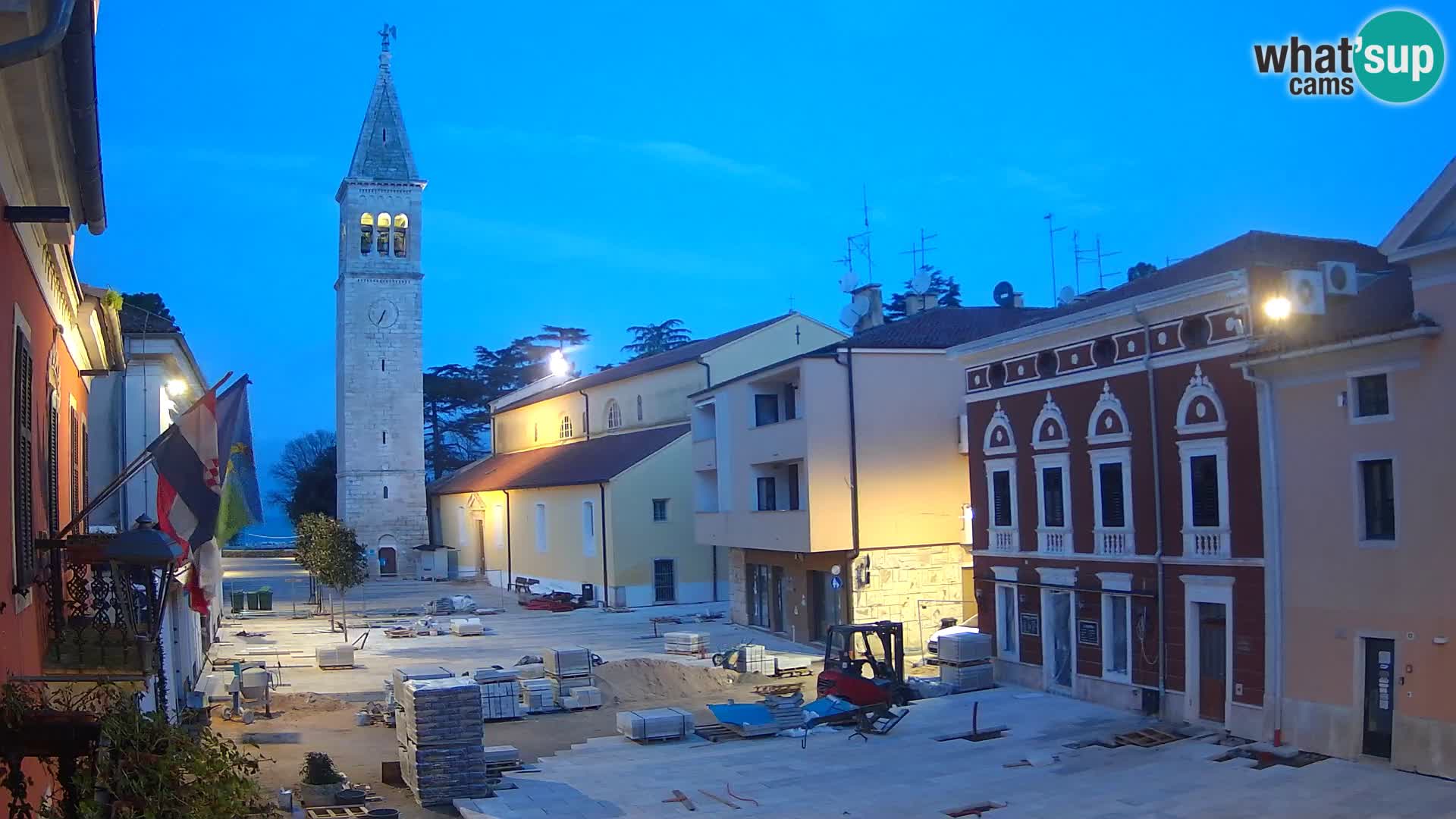 Live webcam Novigrad – Veliki Trg (grande place) – Piazza Grande