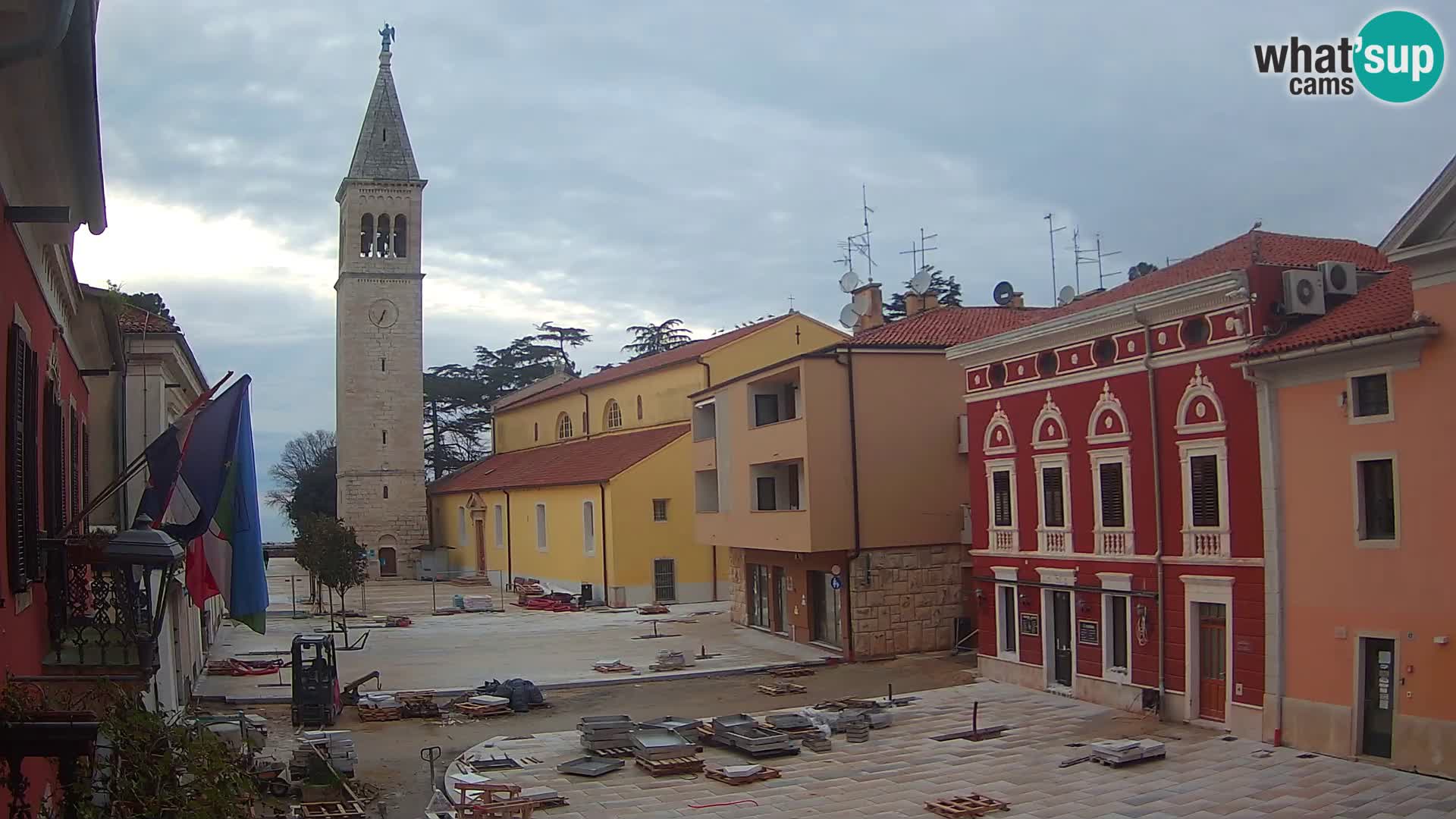 Live webcam Novigrad – Veliki Trg / Piazza Grande – Istria – Croatien