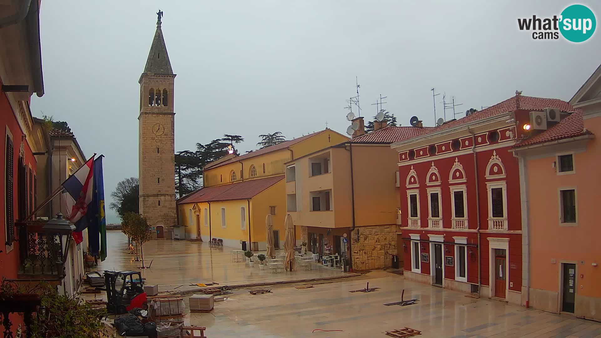 Live webcam Novigrad – Veliki Trg / Piazza Grande – Istria – Croatien