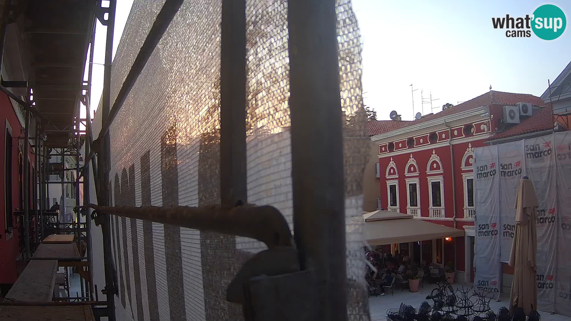 Live webcam Novigrad – Veliki Trg (grande place) – Piazza Grande