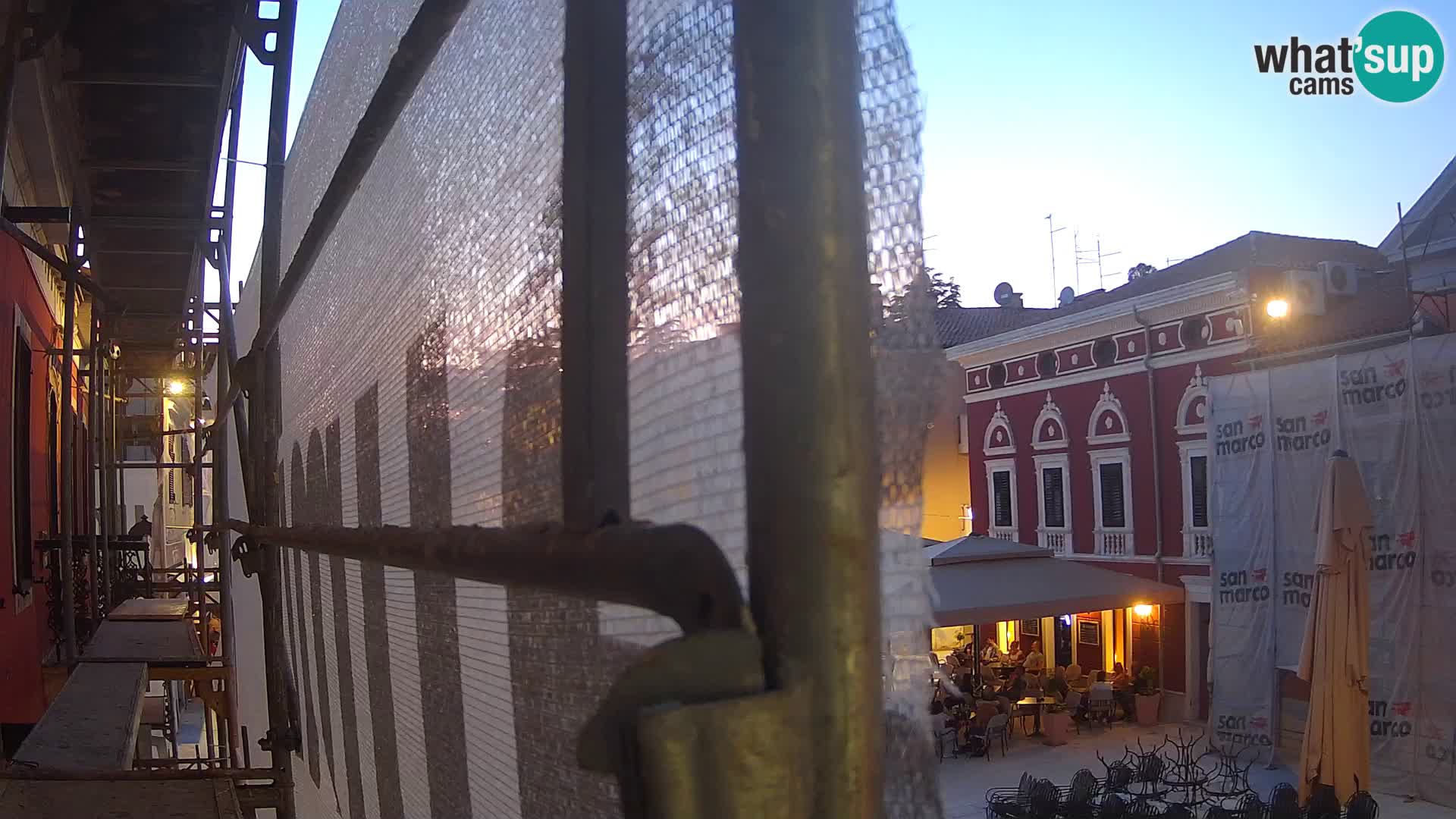 Web Kamera Novigrad – Veliki Trg / Piazza Grande
