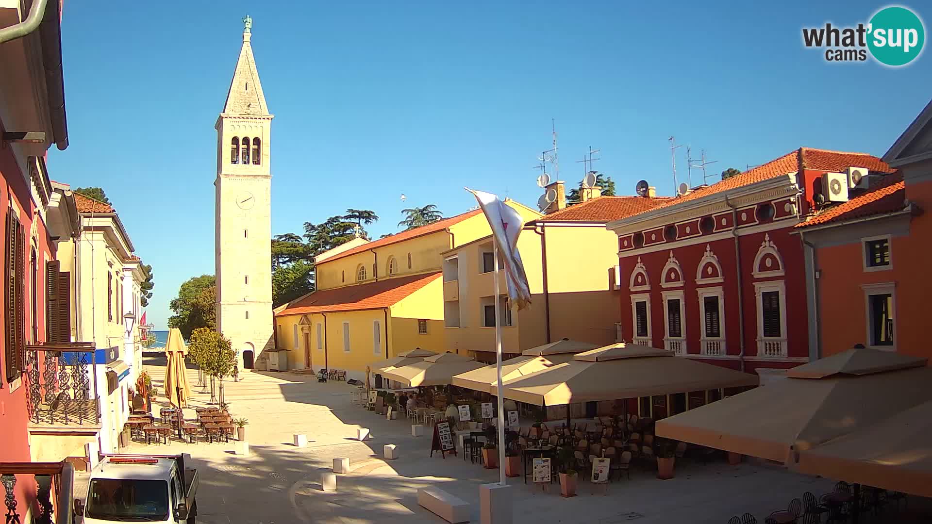 Web Kamera Novigrad – Veliki Trg / Piazza Grande