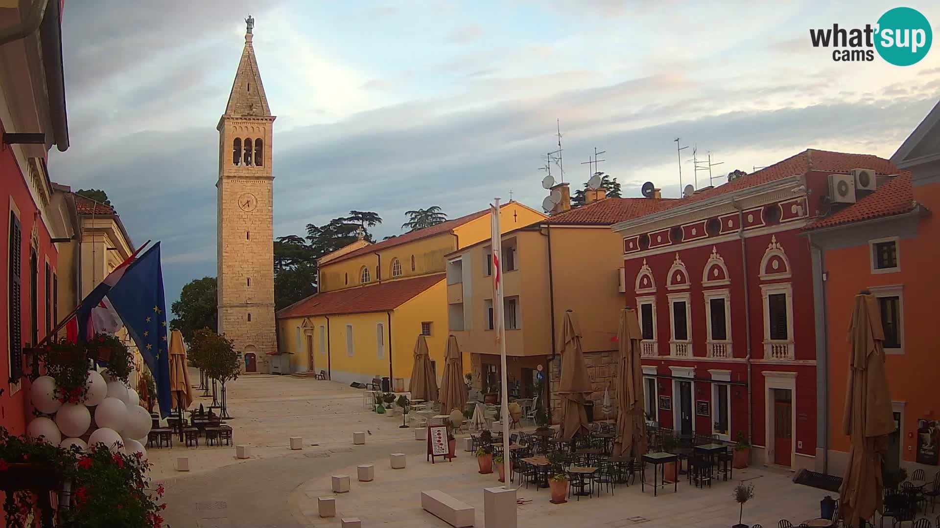 Live webcam Novigrad – Veliki Trg (grande place) – Piazza Grande