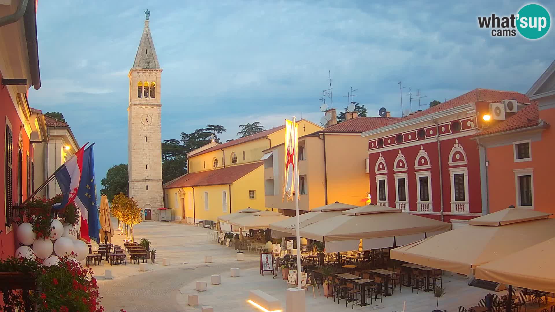 Web Kamera Novigrad – Veliki Trg / Piazza Grande