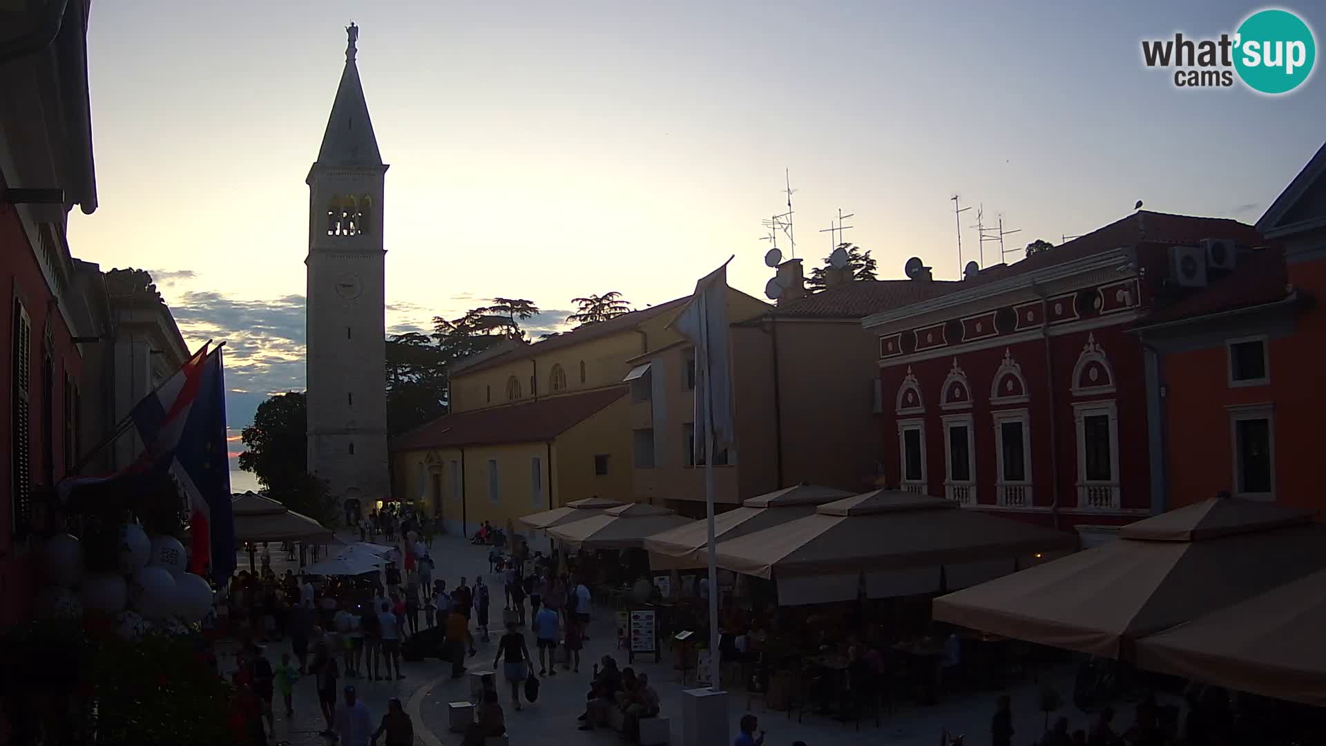 Web Kamera Novigrad – Veliki Trg / Piazza Grande