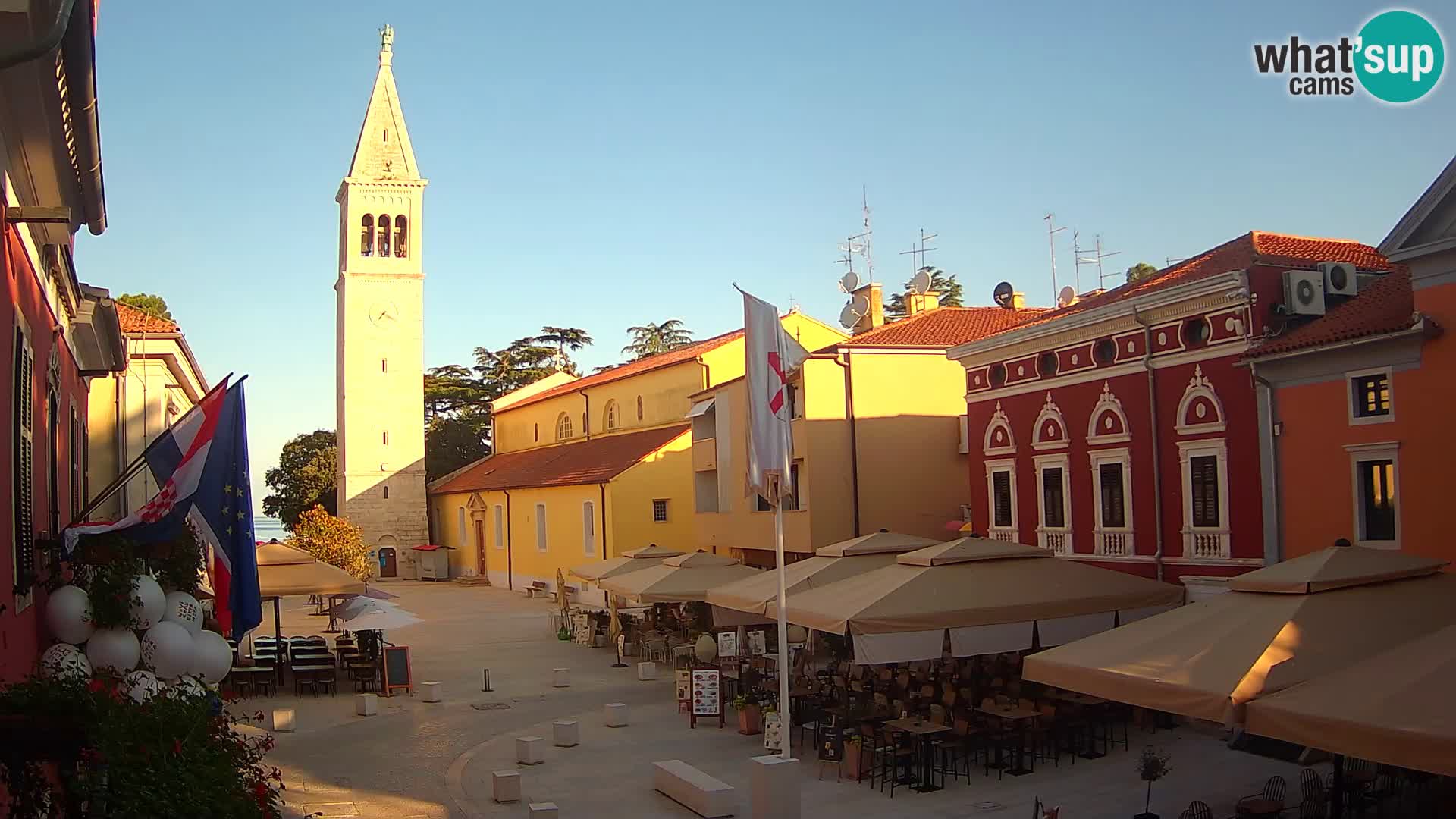 Web Kamera Novigrad – Veliki Trg / Piazza Grande