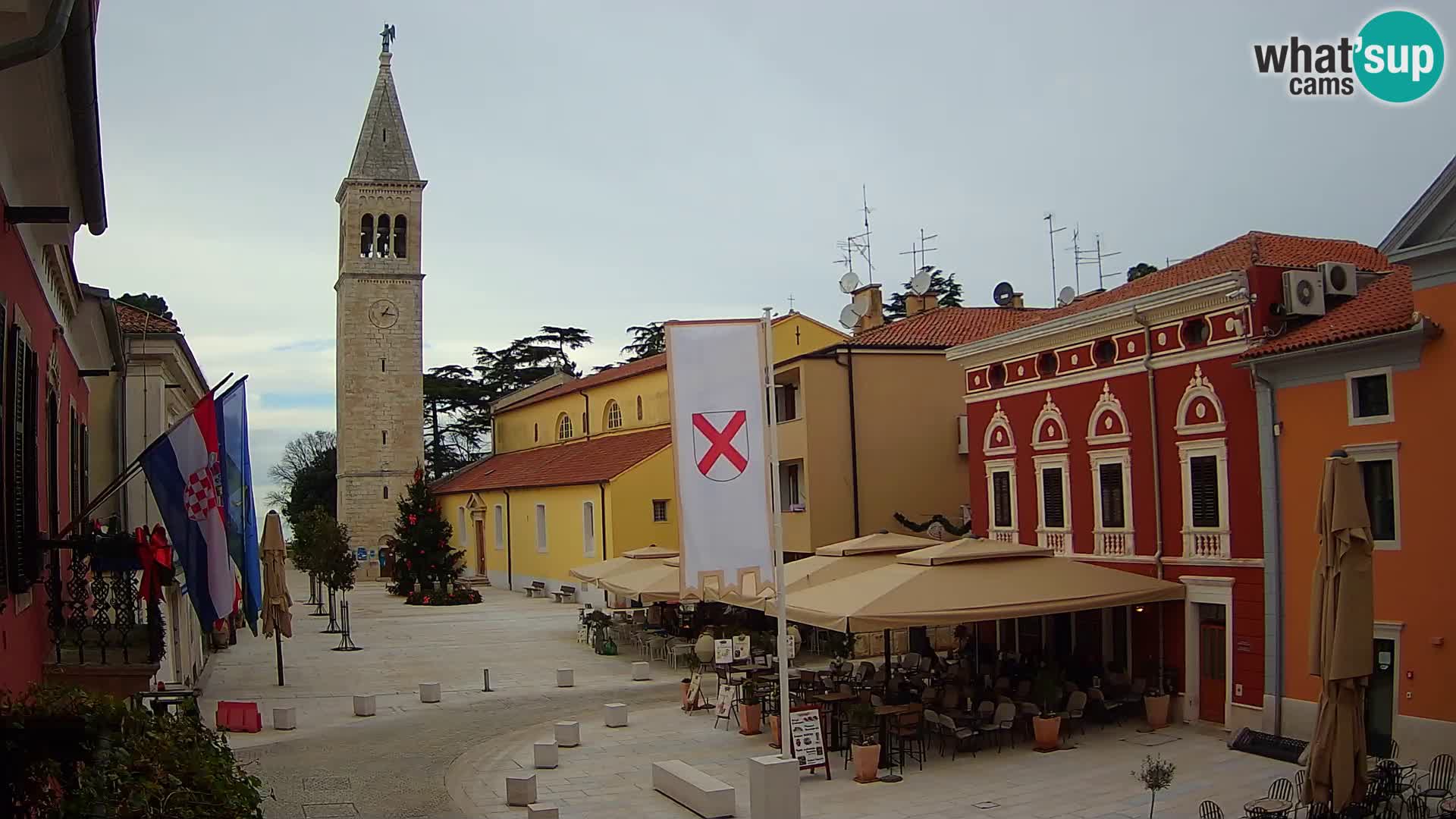 Web Kamera Novigrad – Veliki Trg / Piazza Grande