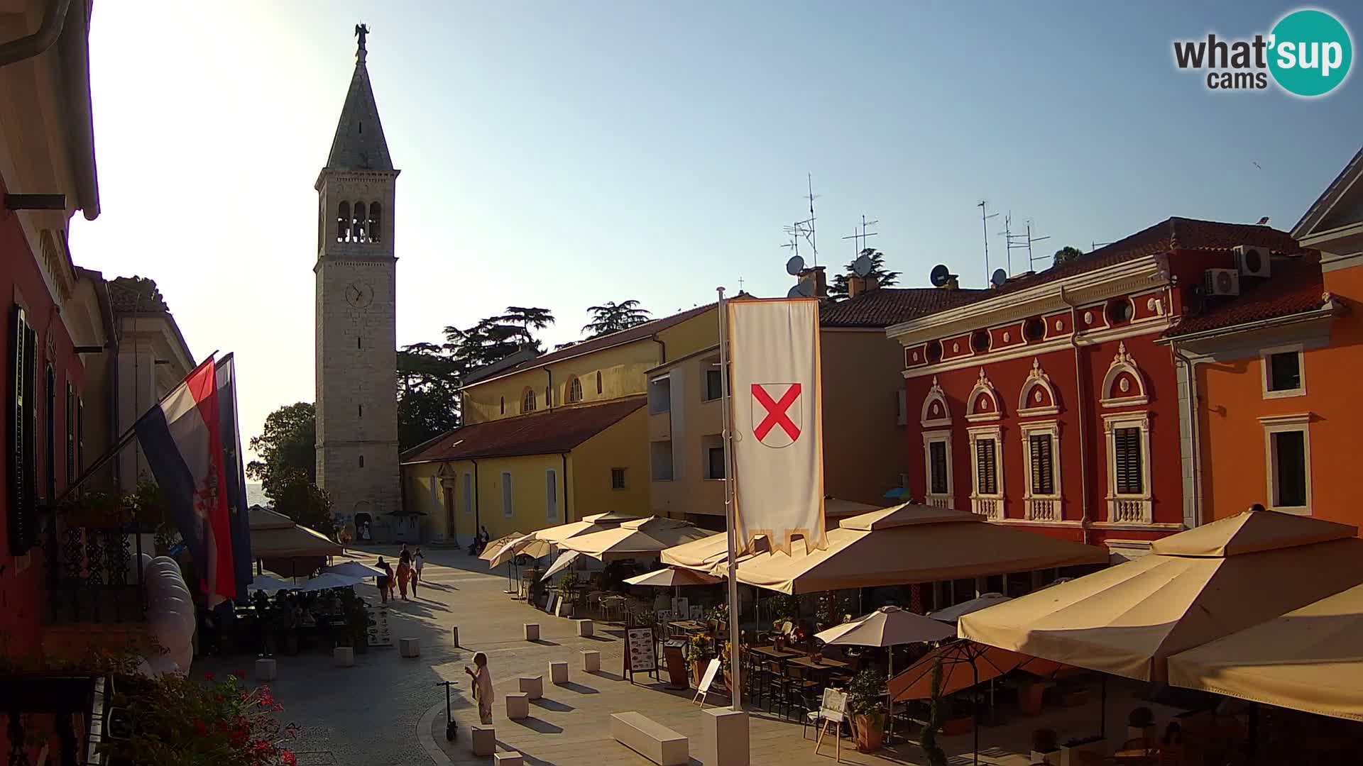 Web Kamera Novigrad – Veliki Trg / Piazza Grande