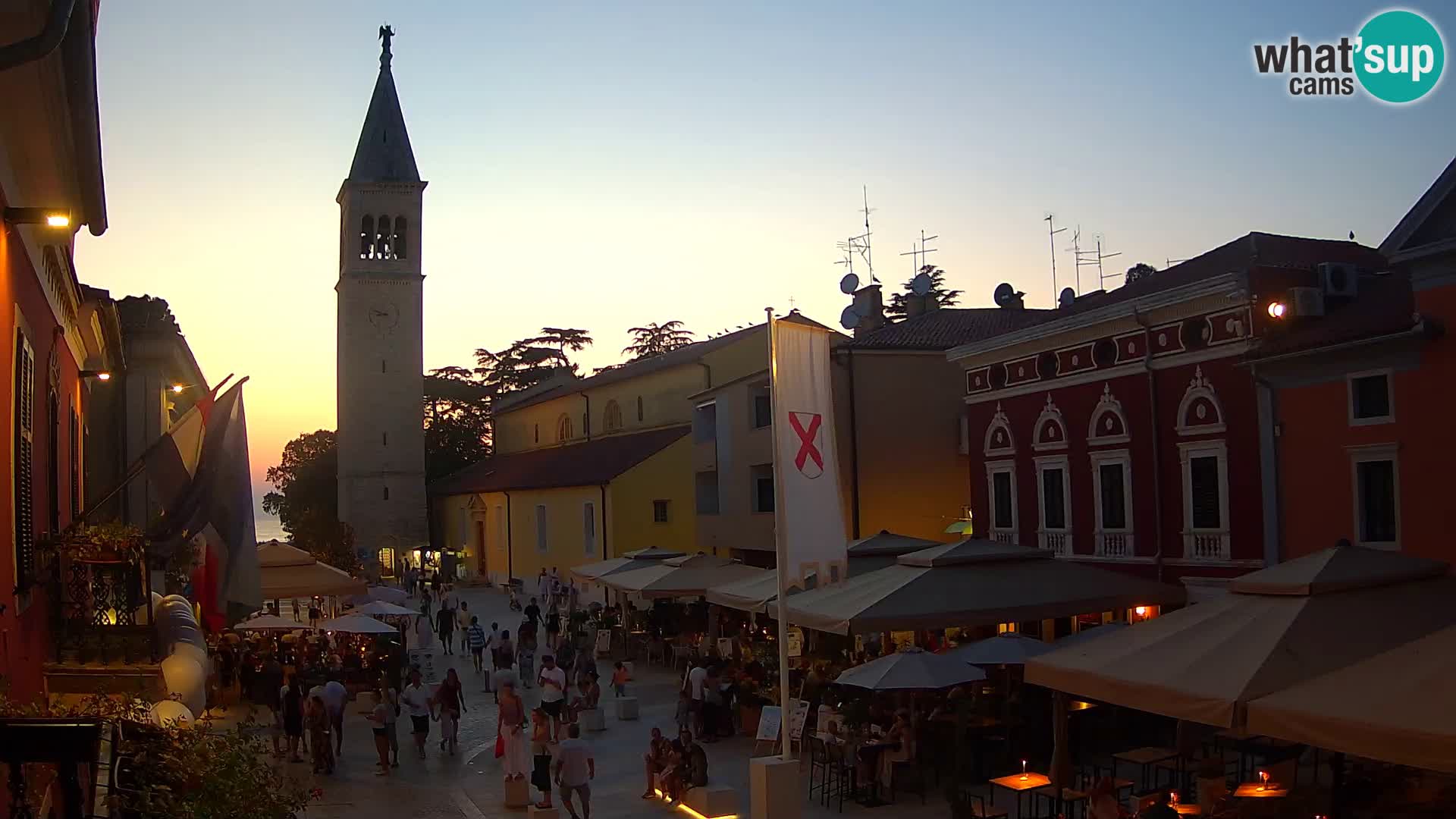Web Kamera Novigrad – Veliki Trg / Piazza Grande