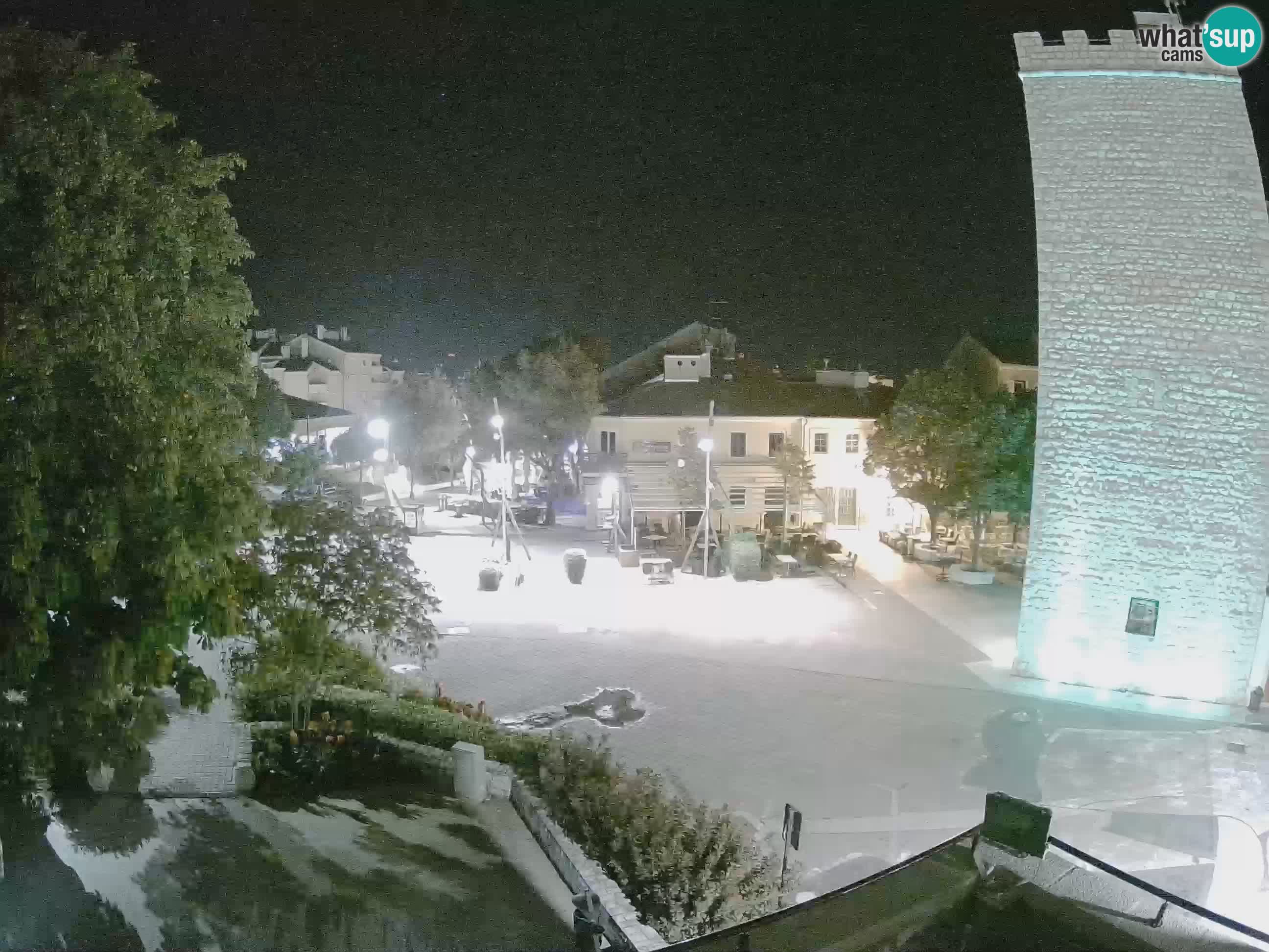 Webcam live – Novi Vinodolski – Main street Hrvatskih Branitelja