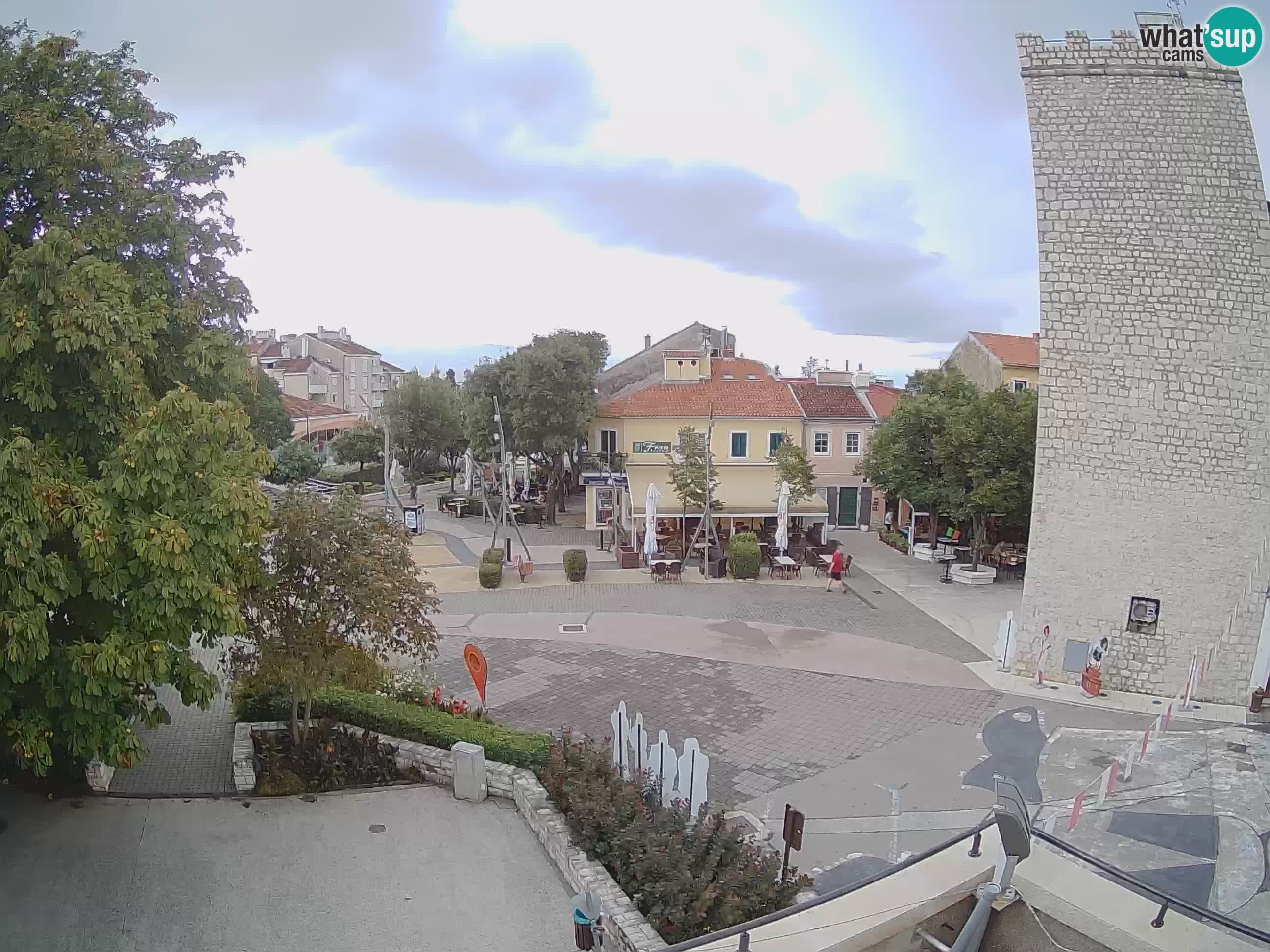 Webcam live – Novi Vinodolski – Main street Hrvatskih Branitelja