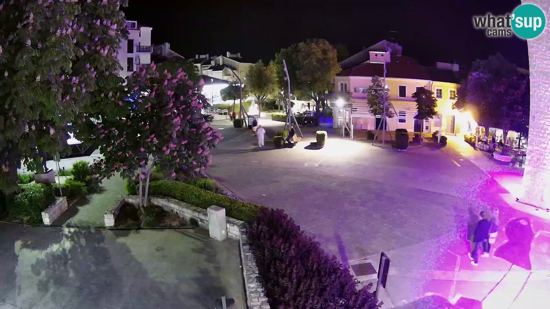 Webcam live – Novi Vinodolski – Main street Hrvatskih Branitelja