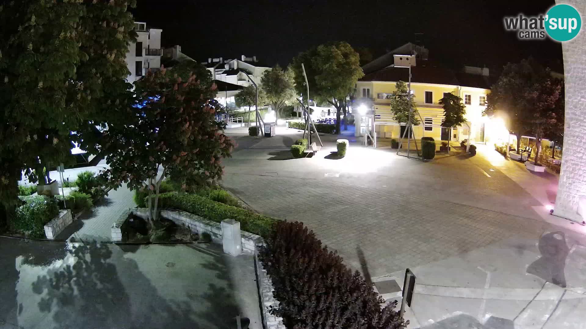 Spletna kamera – Novi Vinodolski –  Korzo Hrvatskih branitelja