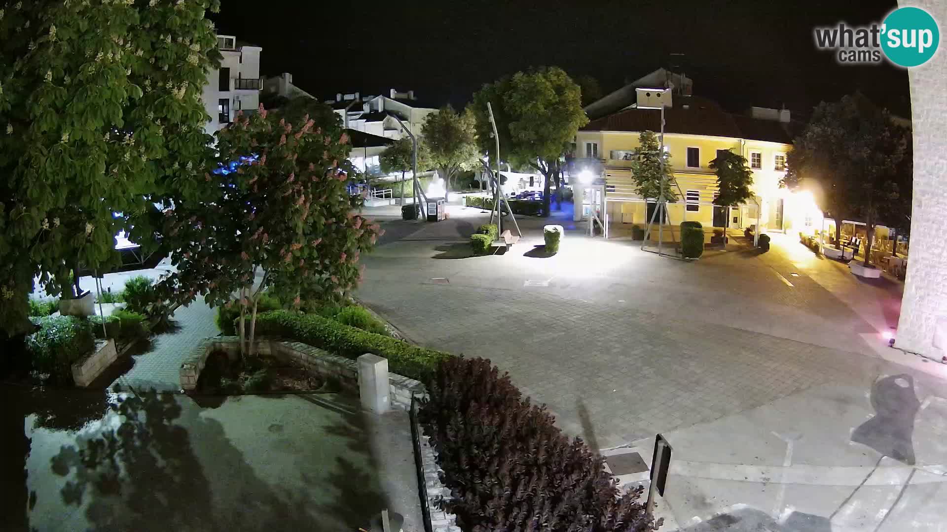 Spletna kamera – Novi Vinodolski –  Korzo Hrvatskih branitelja