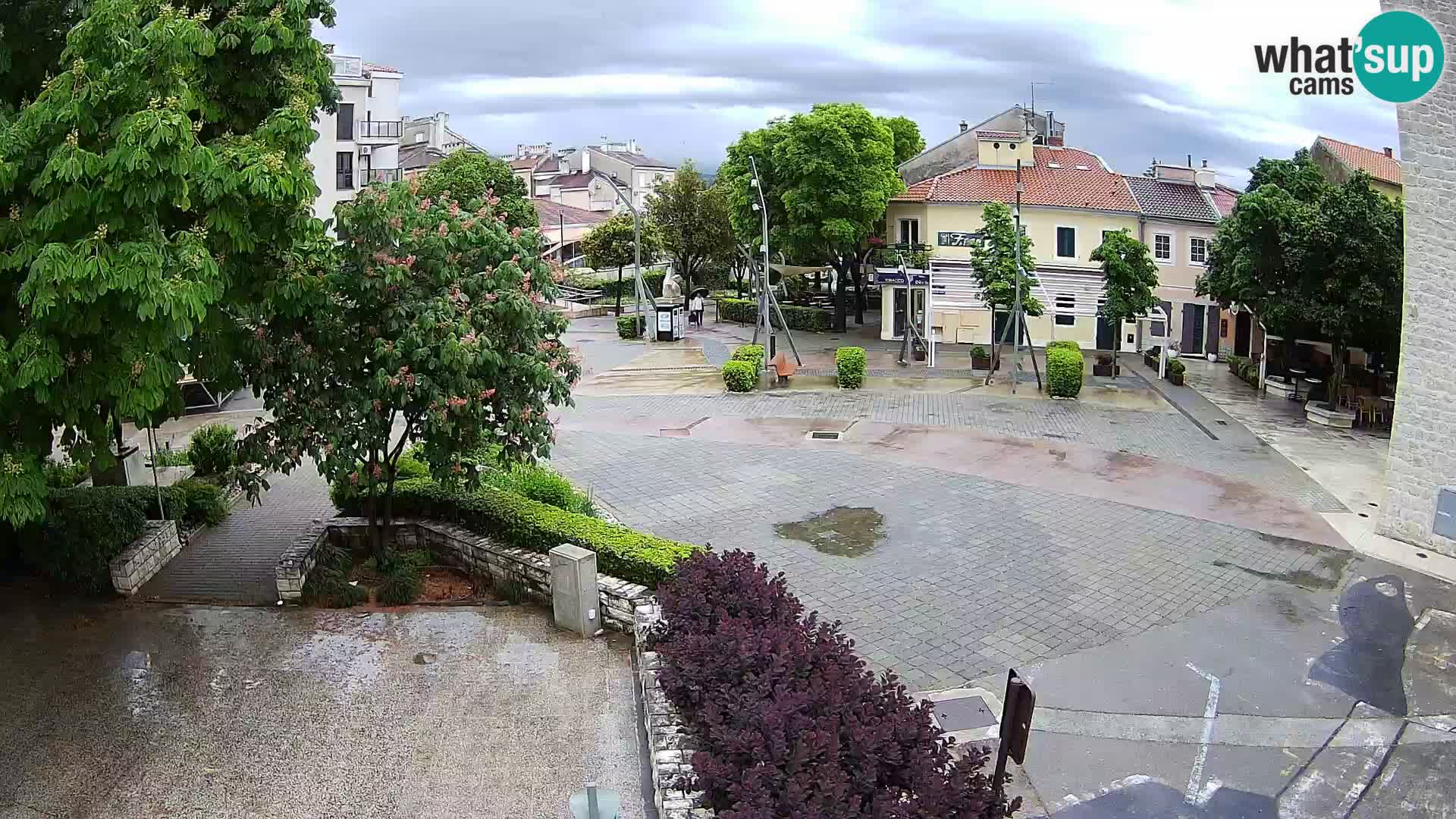 Webcam live – Novi Vinodolski – Main street Hrvatskih Branitelja