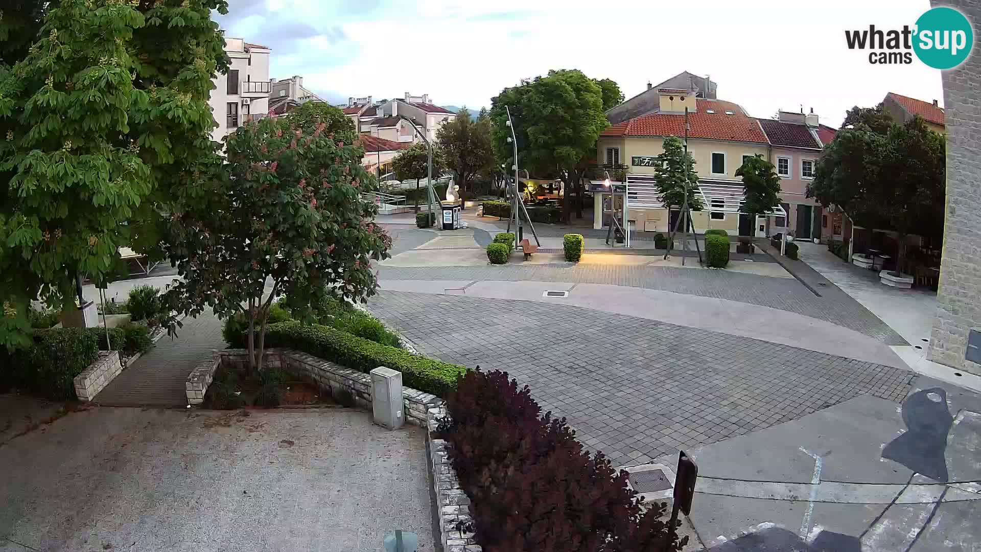Spletna kamera – Novi Vinodolski –  Korzo Hrvatskih branitelja