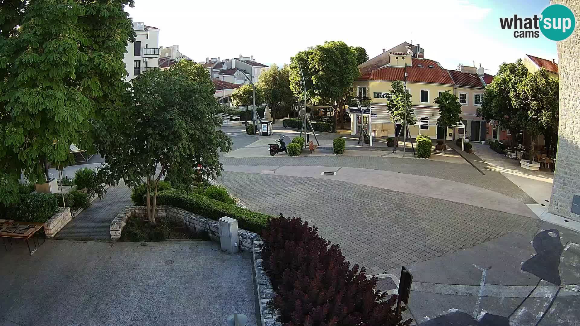 Spletna kamera – Novi Vinodolski –  Korzo Hrvatskih branitelja
