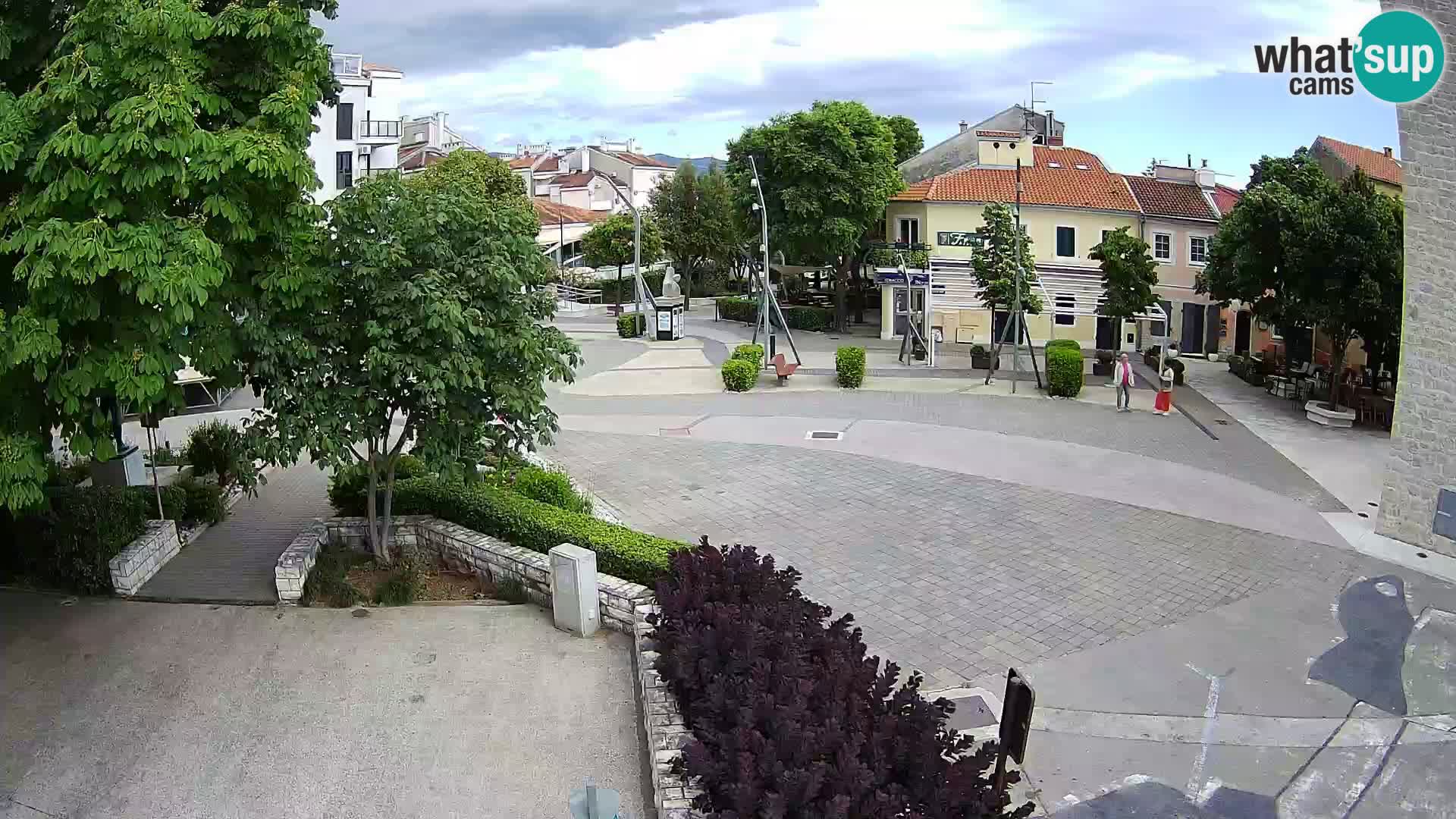 Webcam live – Novi Vinodolski – Main street Hrvatskih Branitelja