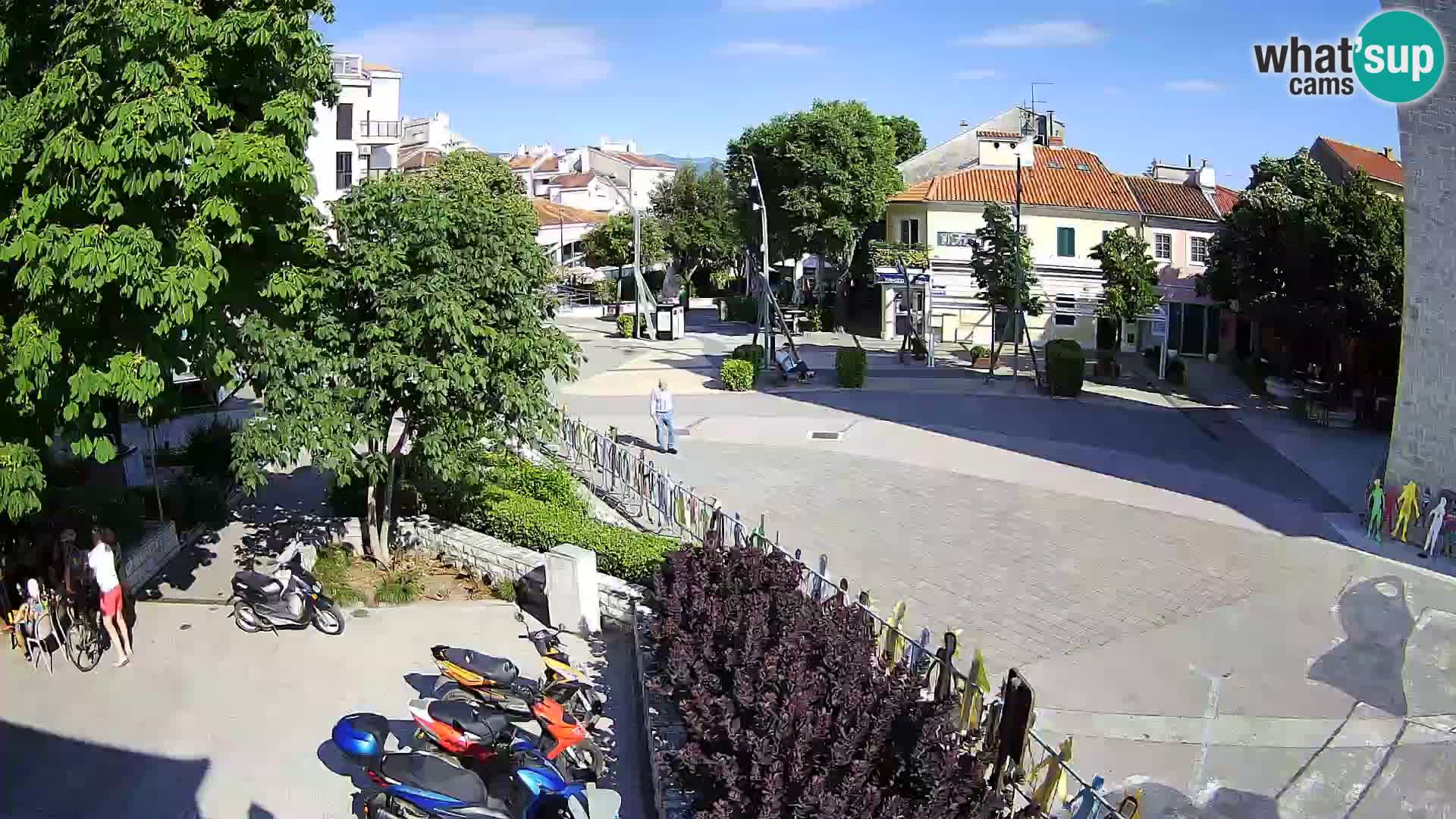 Spletna kamera – Novi Vinodolski –  Korzo Hrvatskih branitelja