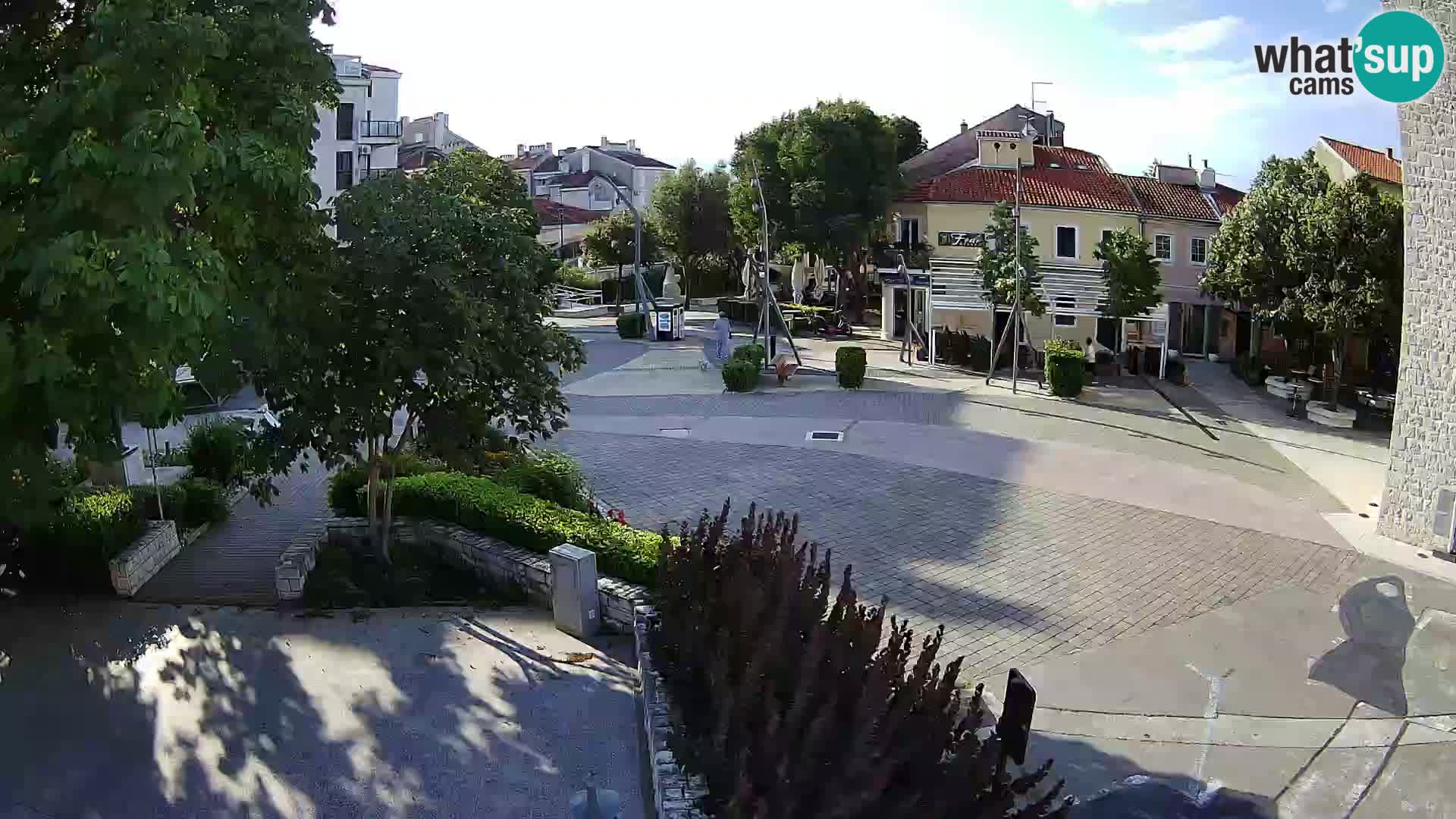 Webcam live – Novi Vinodolski – Main street Hrvatskih Branitelja