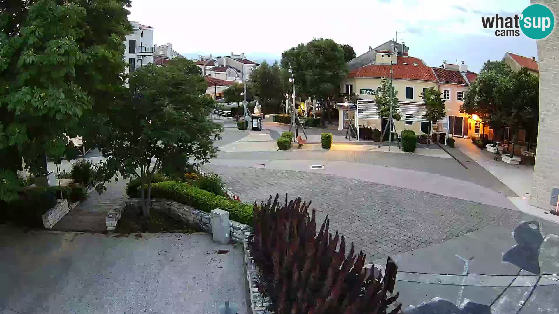 Spletna kamera – Novi Vinodolski –  Korzo Hrvatskih branitelja