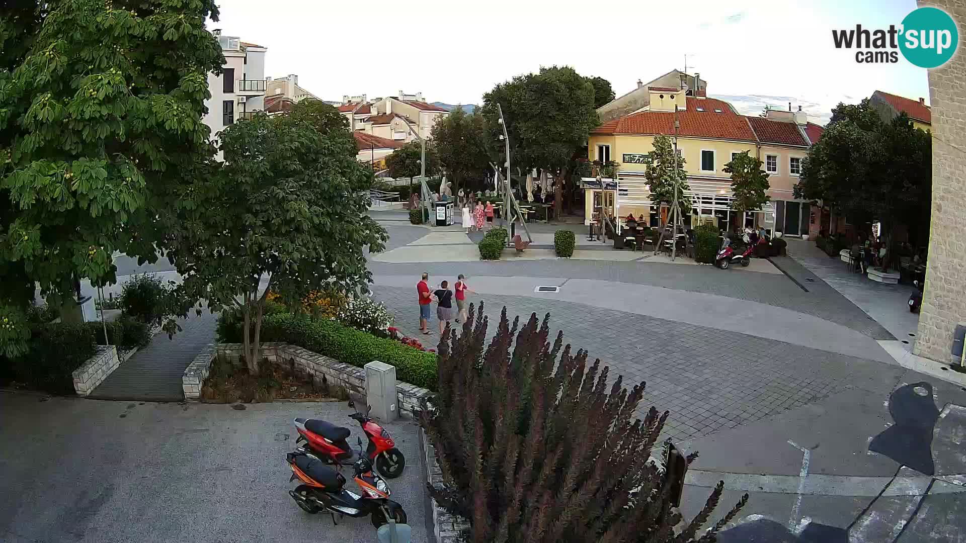 Spletna kamera – Novi Vinodolski –  Korzo Hrvatskih branitelja