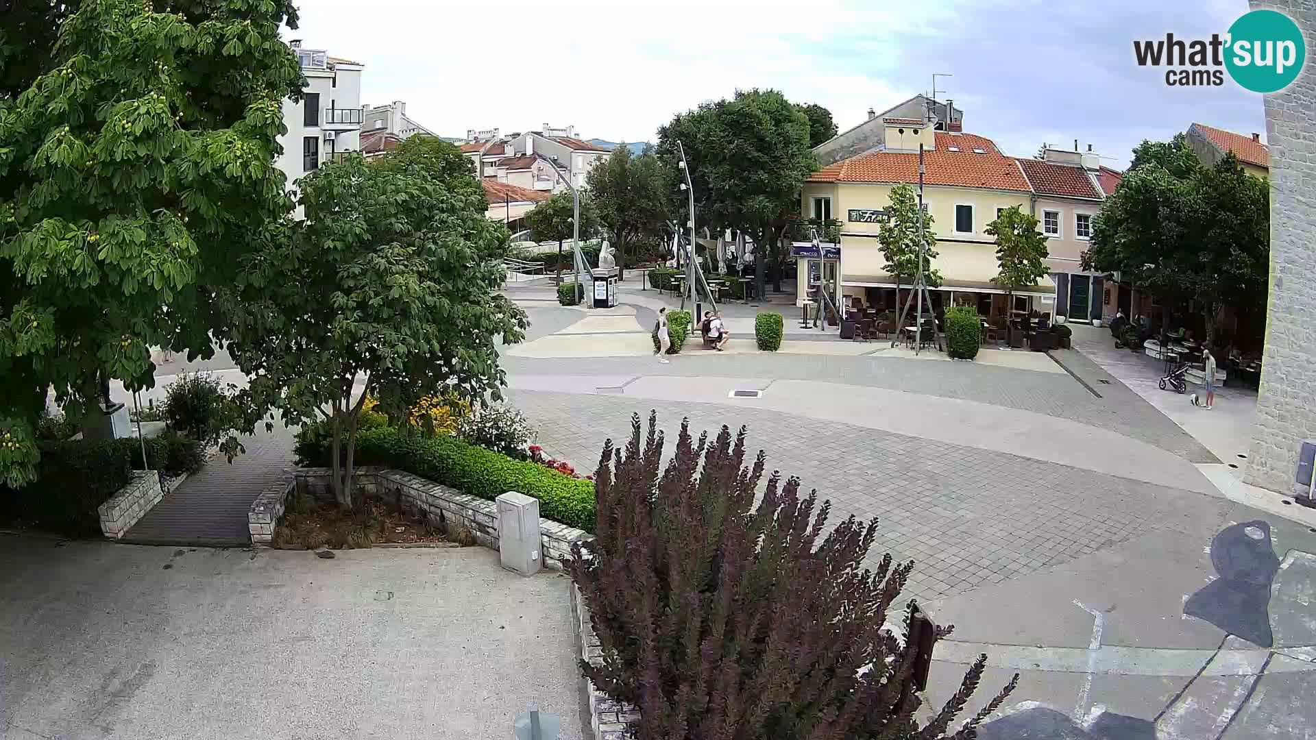 Webcam live – Novi Vinodolski – Main street Hrvatskih Branitelja