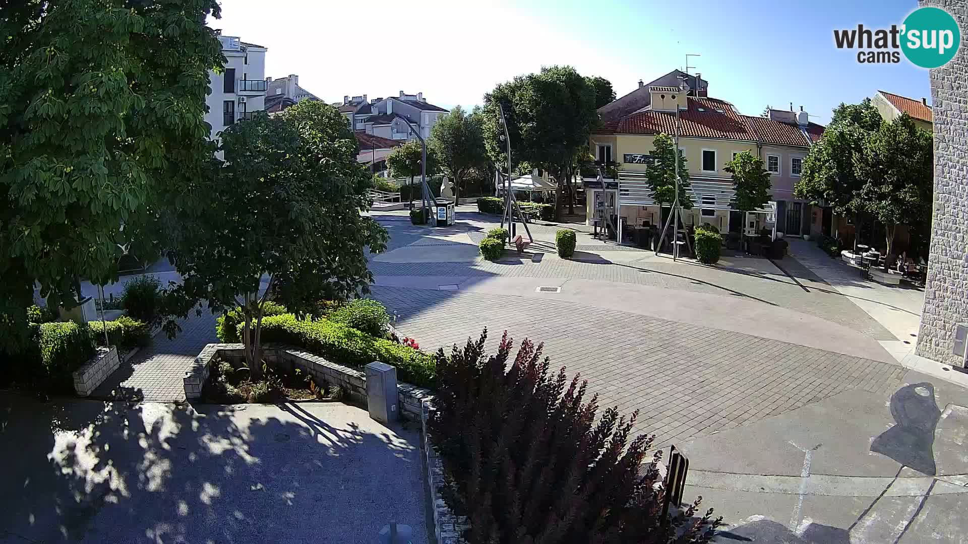 Webcam live – Novi Vinodolski – Main street Hrvatskih Branitelja