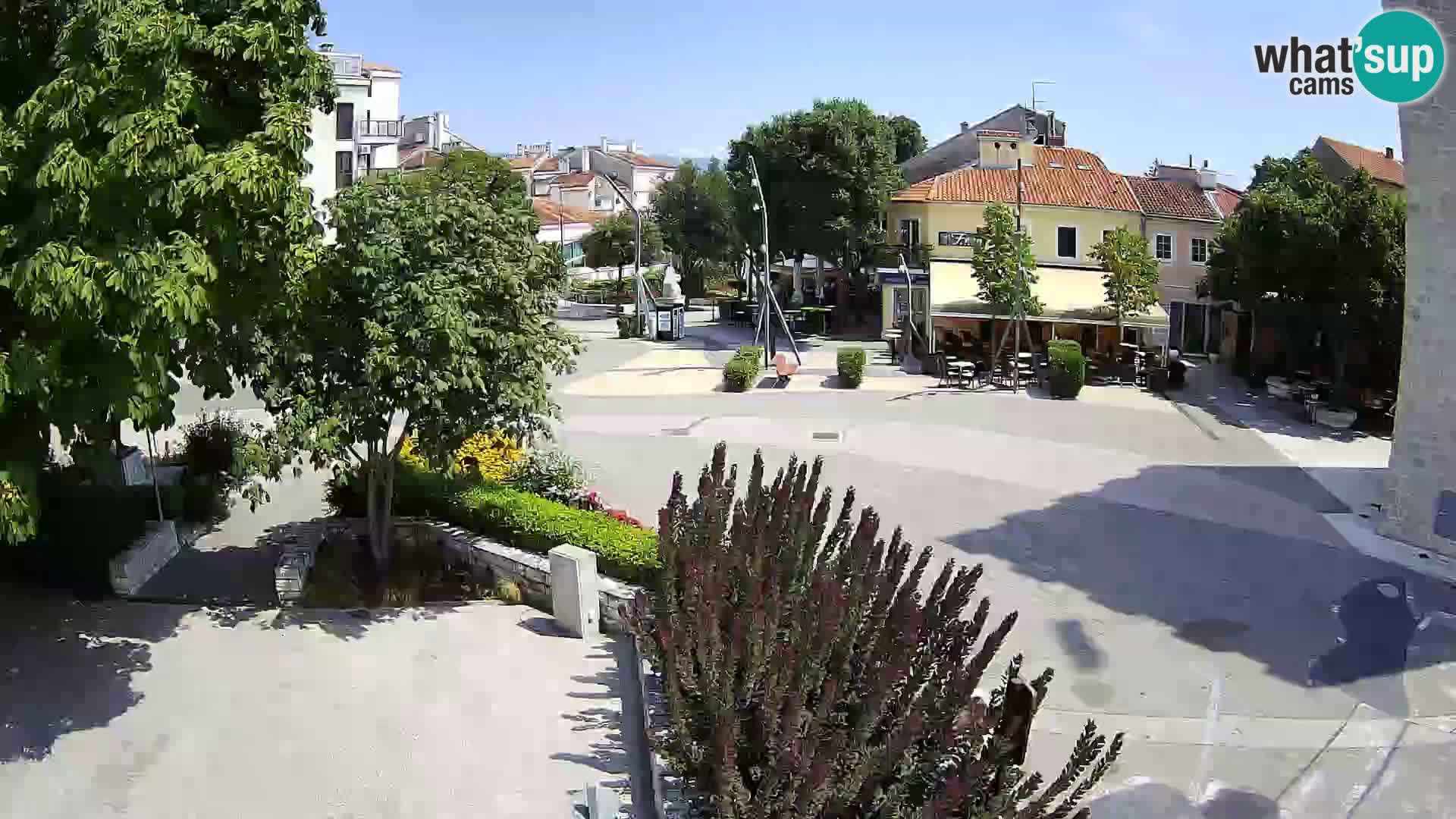Webcam live – Novi Vinodolski – Main street Hrvatskih Branitelja