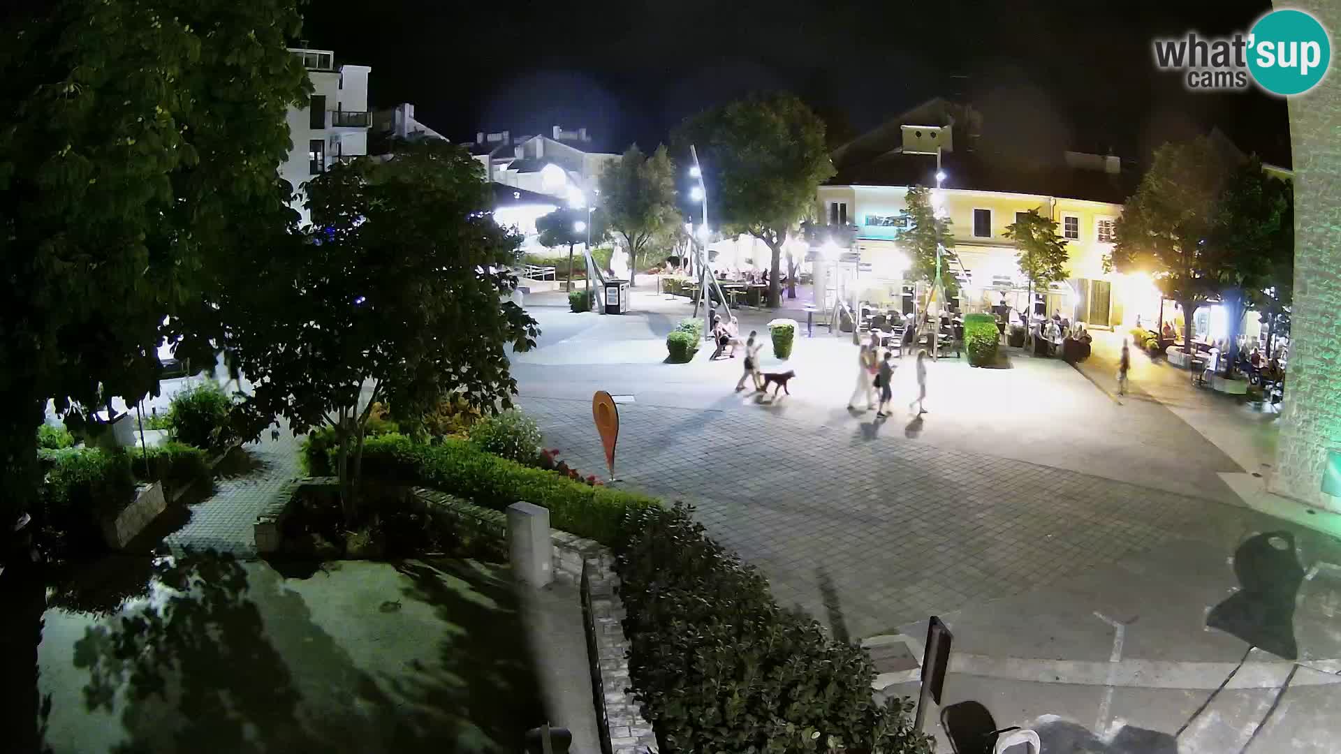 Webcam live – Novi Vinodolski – Main street Hrvatskih Branitelja