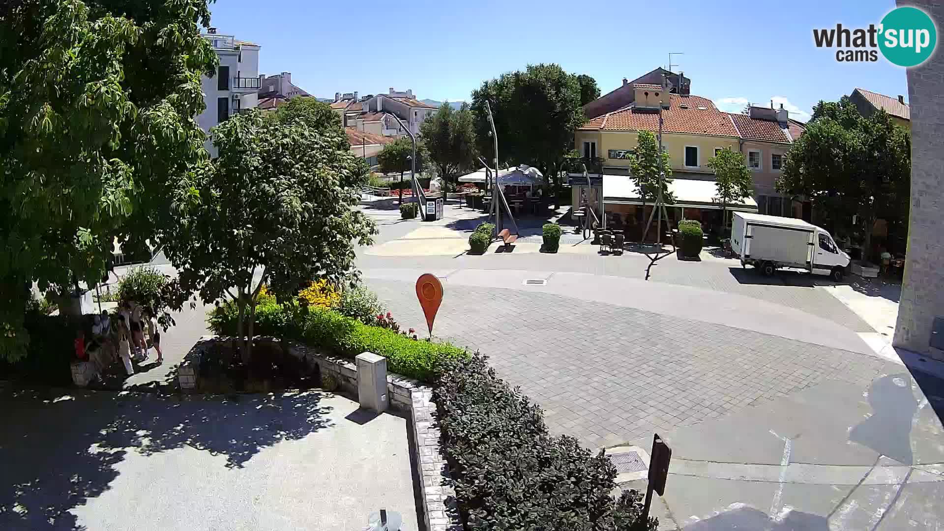 Webcam live – Novi Vinodolski – Main street Hrvatskih Branitelja
