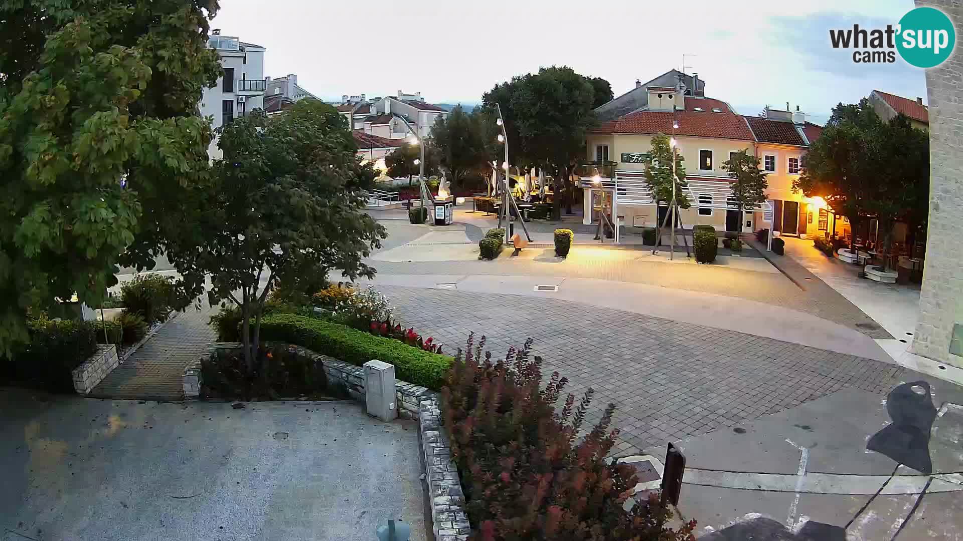 Spletna kamera – Novi Vinodolski –  Korzo Hrvatskih branitelja