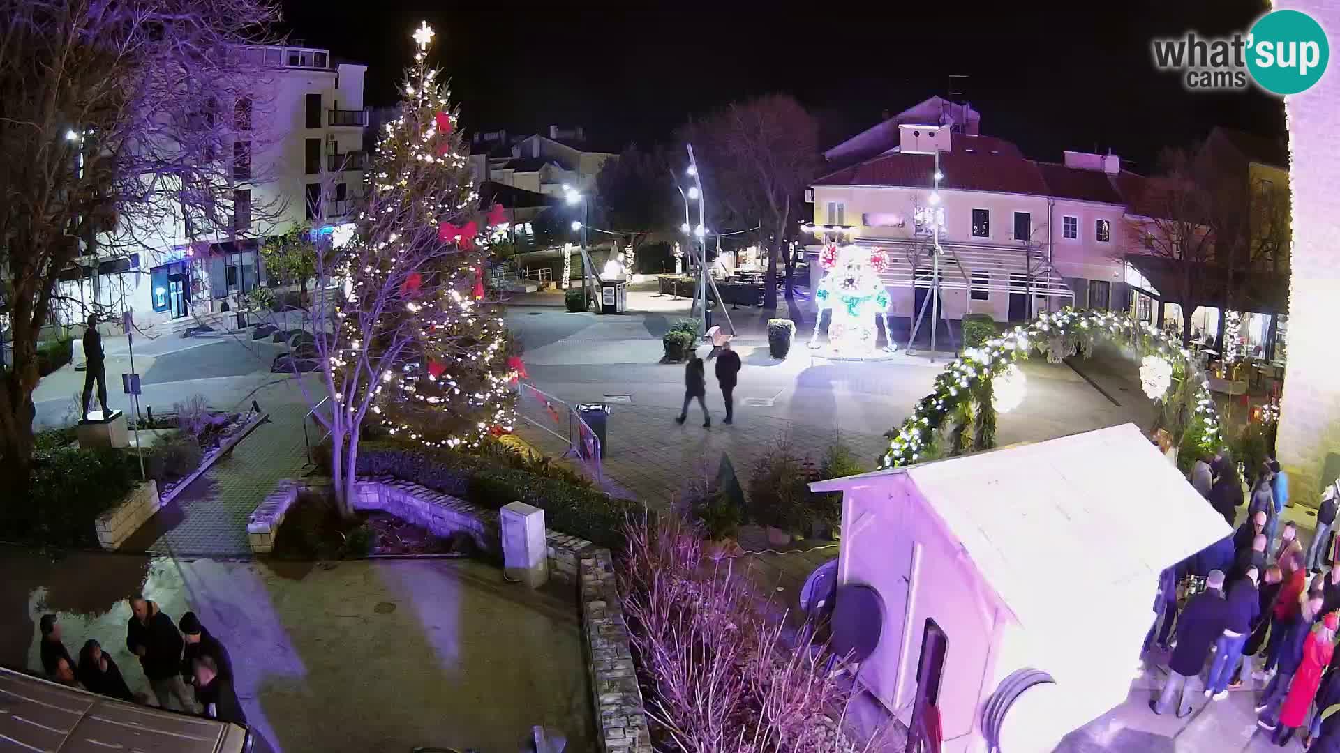 Spletna kamera – Novi Vinodolski –  Korzo Hrvatskih branitelja