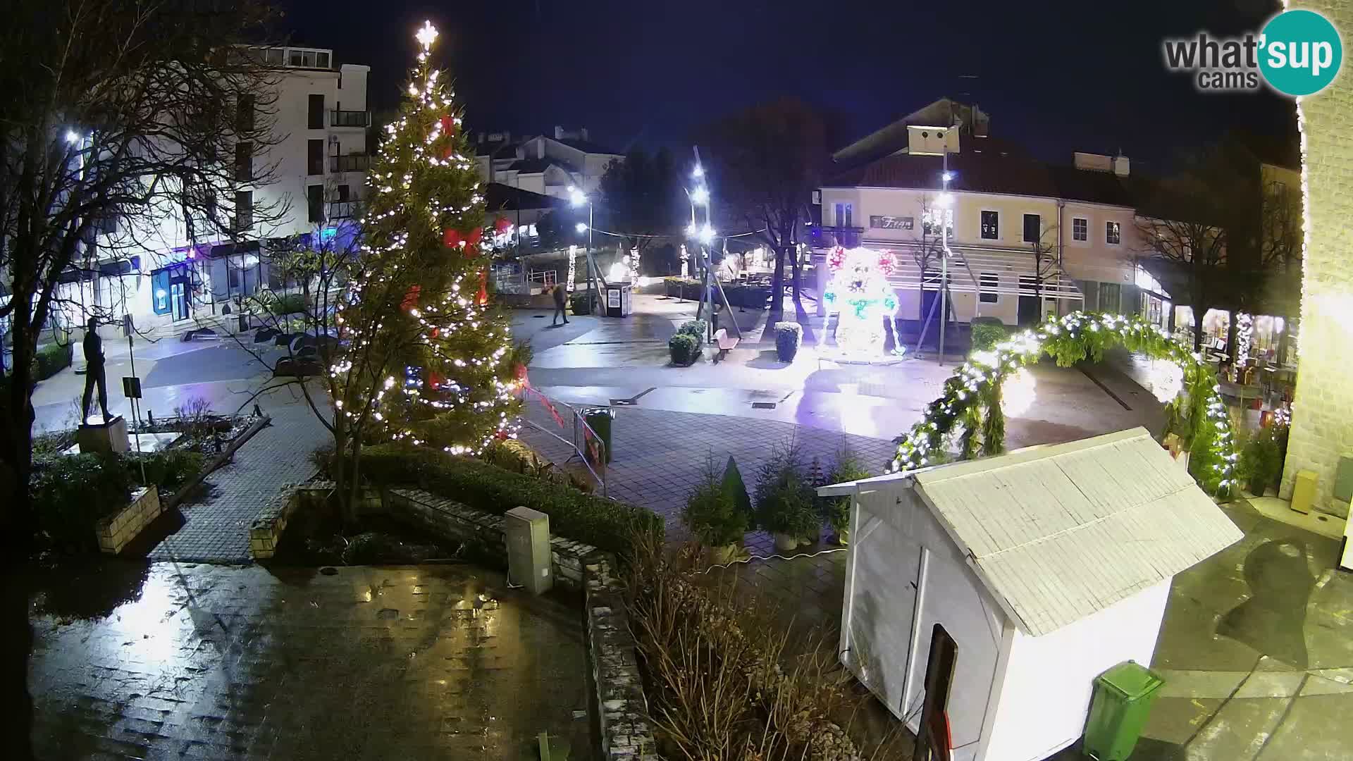 Spletna kamera – Novi Vinodolski –  Korzo Hrvatskih branitelja