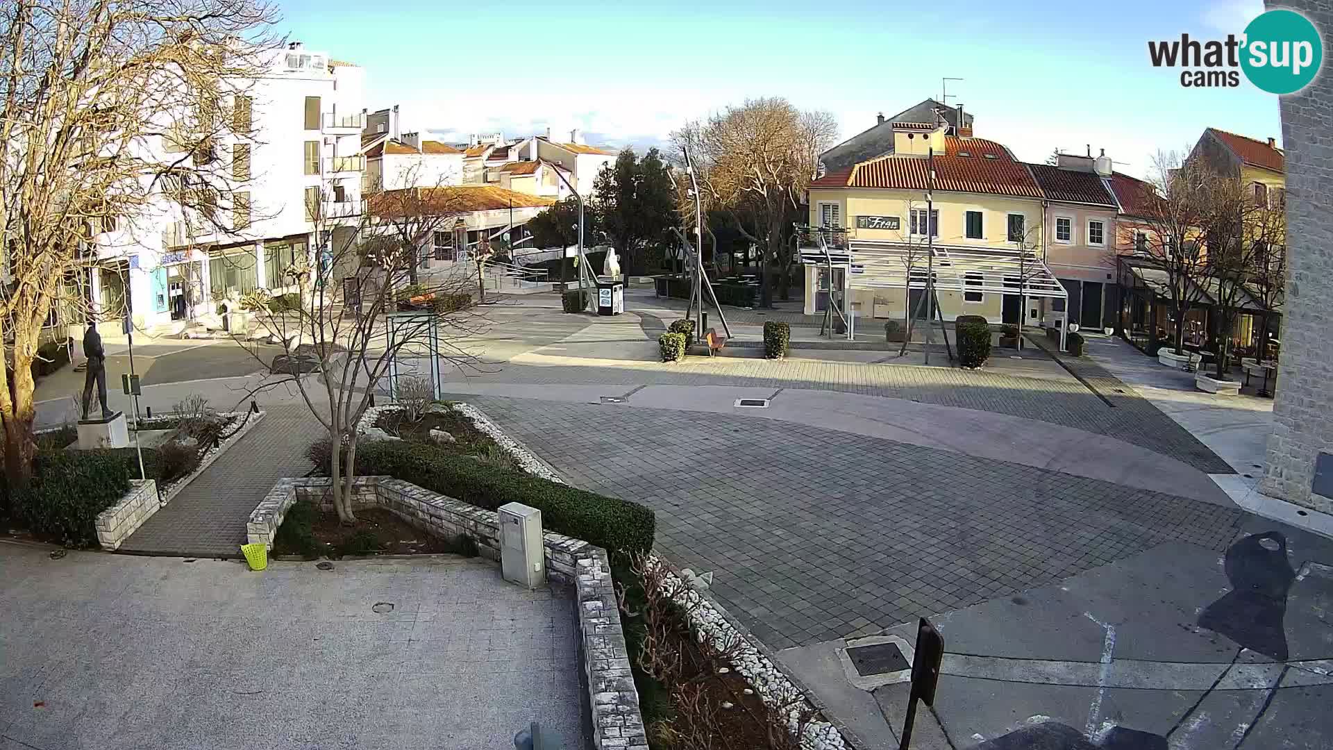 Spletna kamera – Novi Vinodolski –  Korzo Hrvatskih branitelja