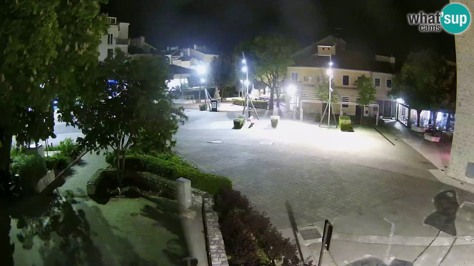 Spletna kamera – Novi Vinodolski –  Korzo Hrvatskih branitelja