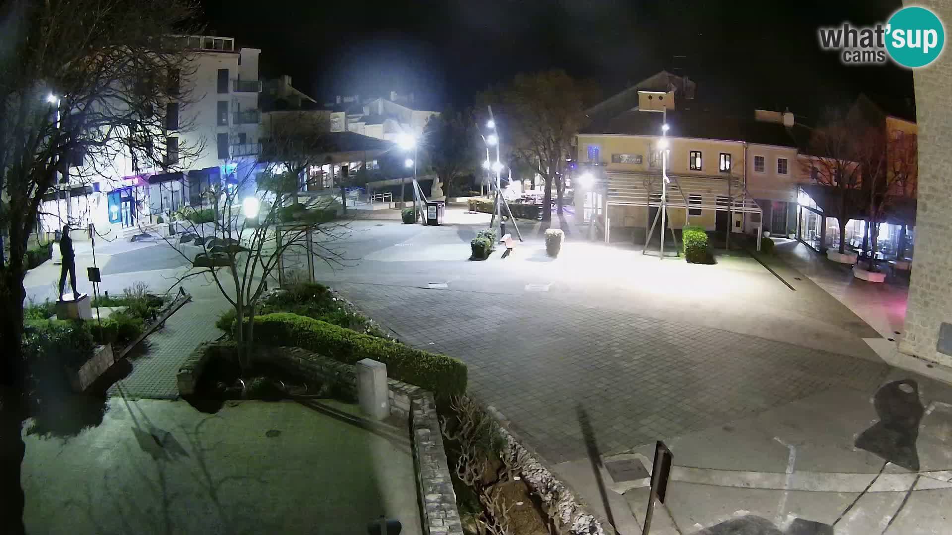 Spletna kamera – Novi Vinodolski –  Korzo Hrvatskih branitelja