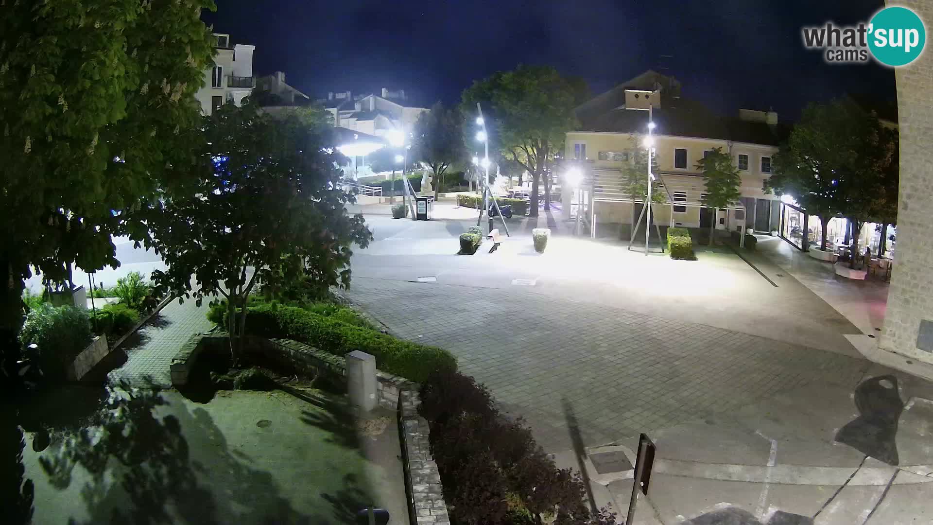Webcam live – Novi Vinodolski – Main street Hrvatskih Branitelja