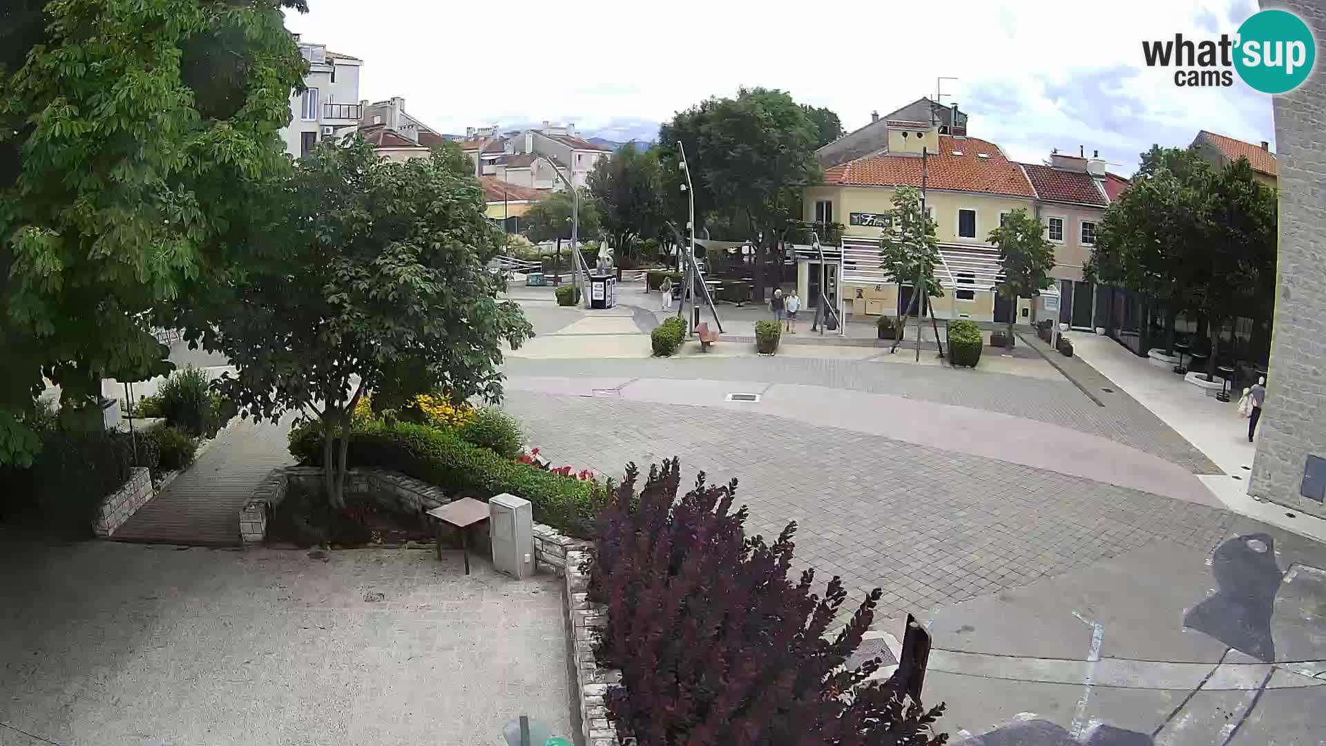 Webcam live – Novi Vinodolski – Main street Hrvatskih Branitelja