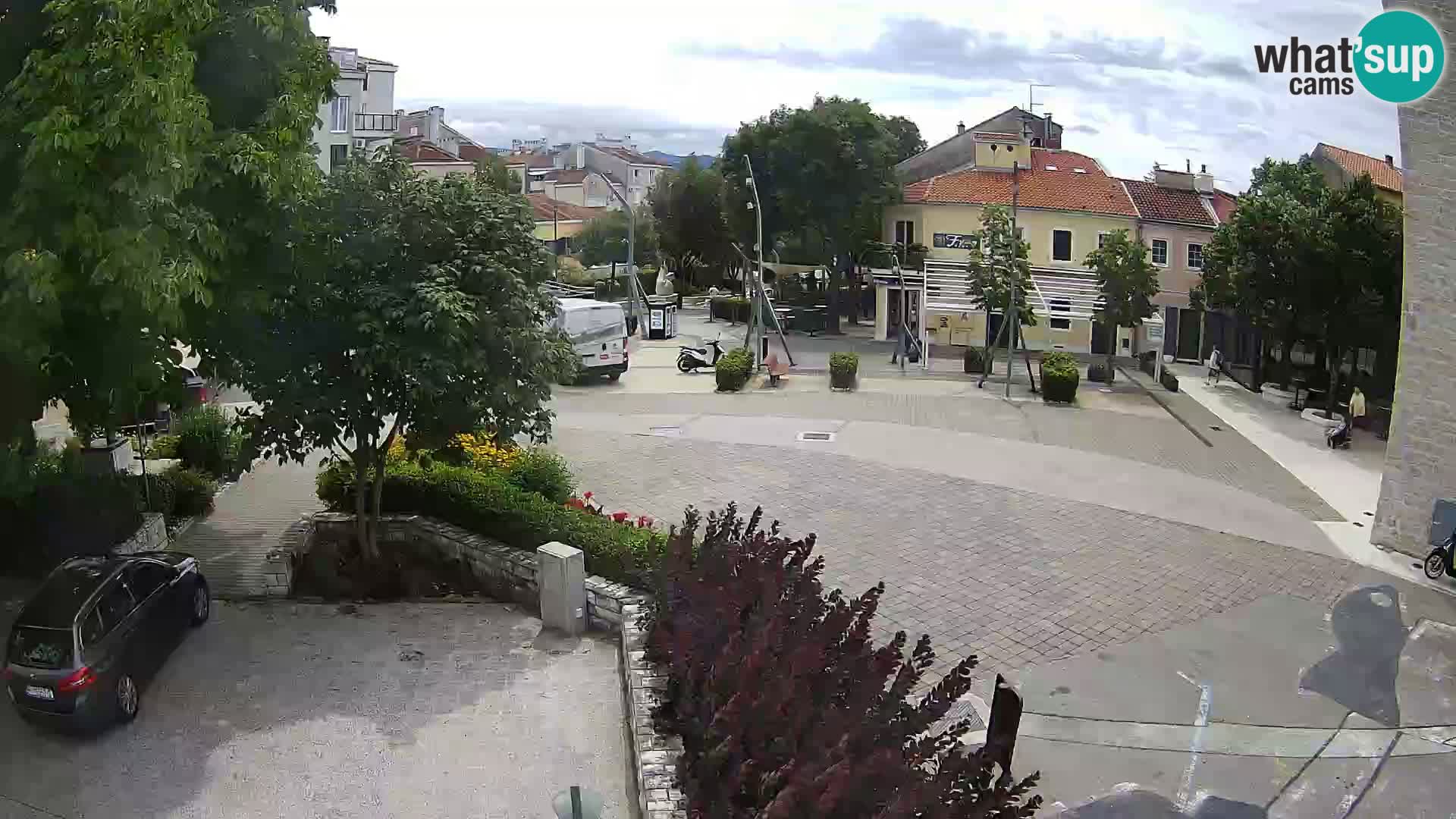Spletna kamera – Novi Vinodolski –  Korzo Hrvatskih branitelja