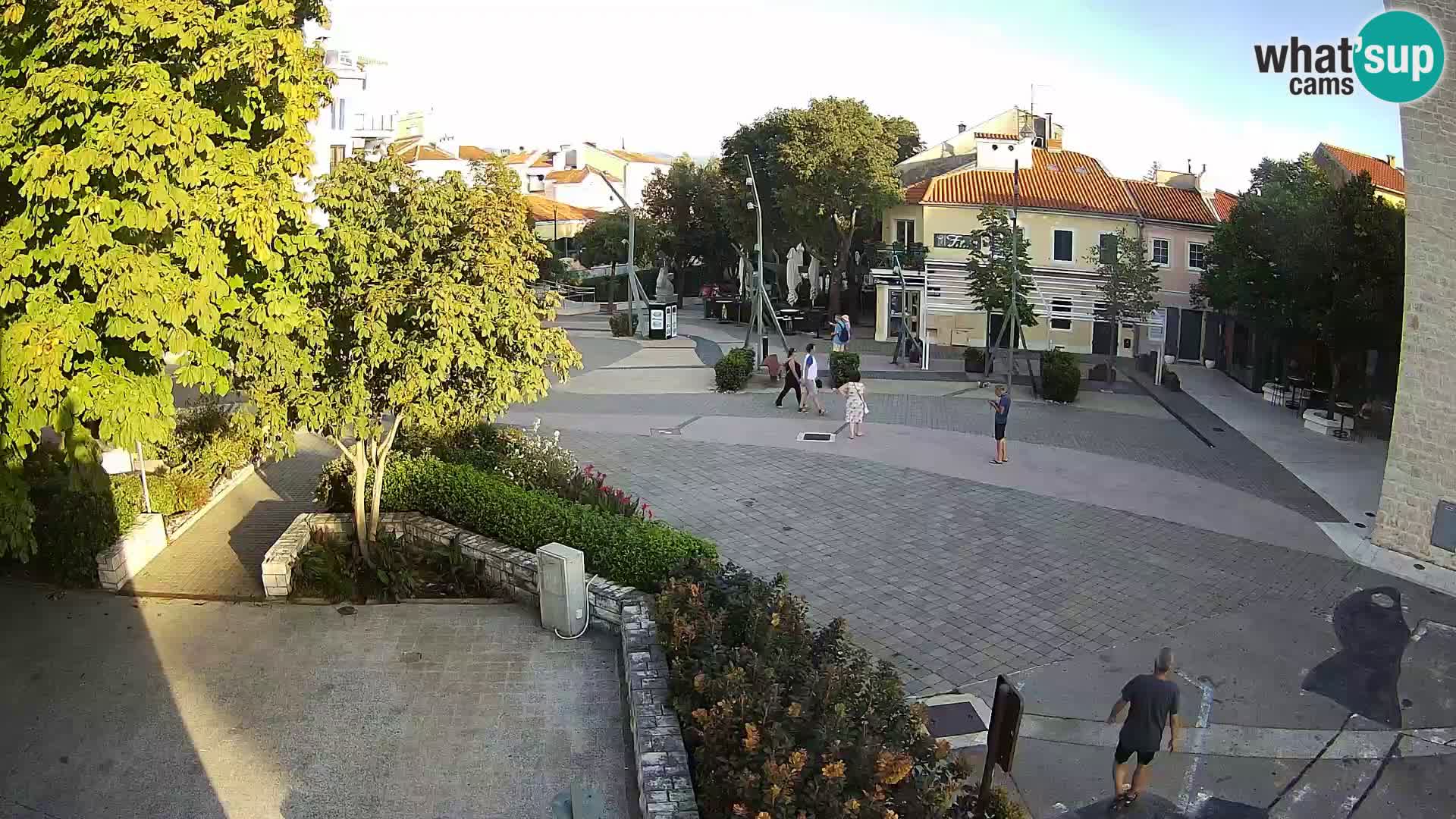 Webcam live – Novi Vinodolski – Main street Hrvatskih Branitelja
