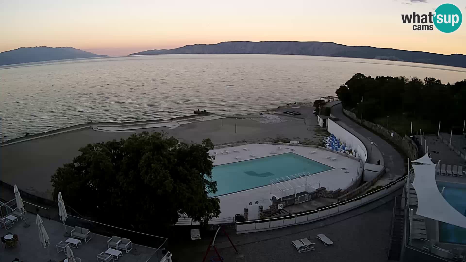 Novi Vinodolski – Beach – webcam live