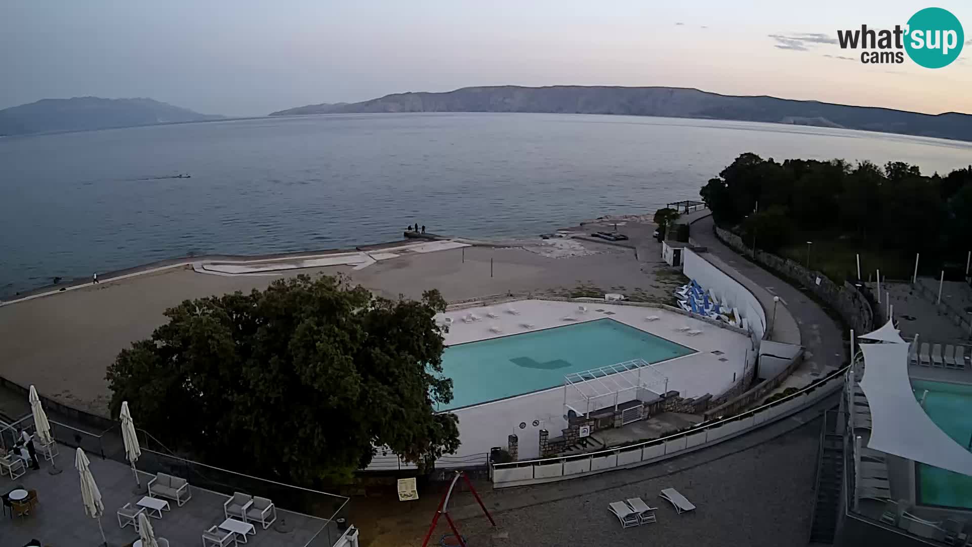 Novi Vinodolski – Beach – webcam live