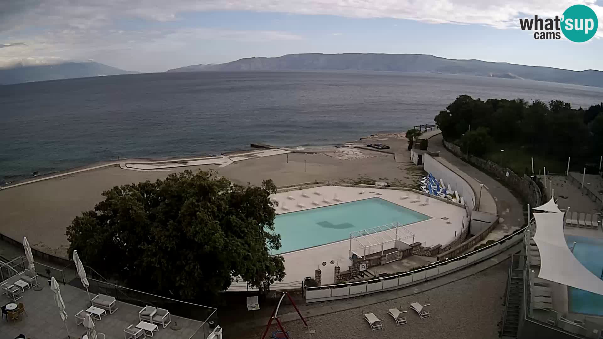 Novi Vinodolski – Beach – webcam live