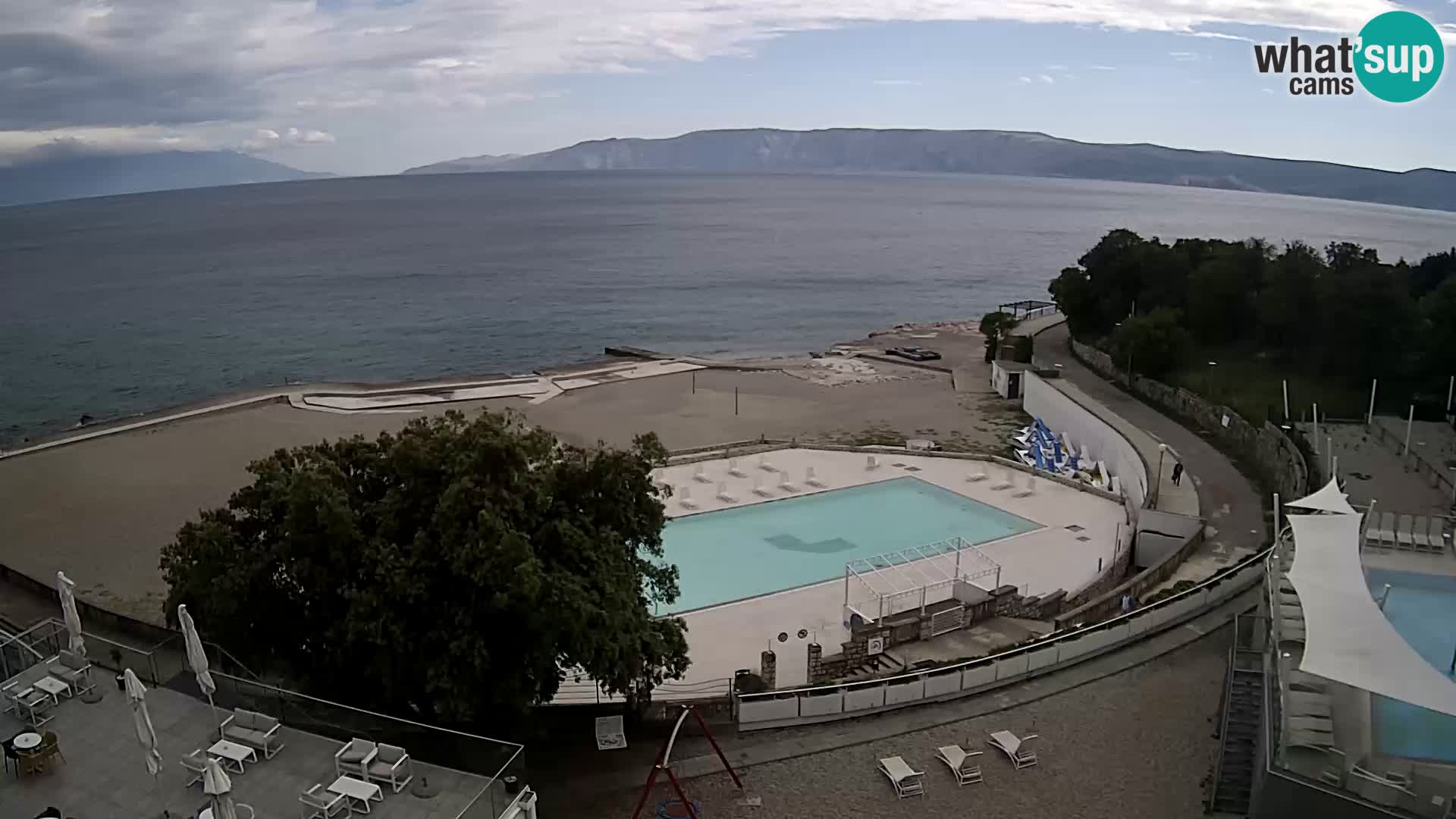 Novi Vinodolski – Beach – webcam live