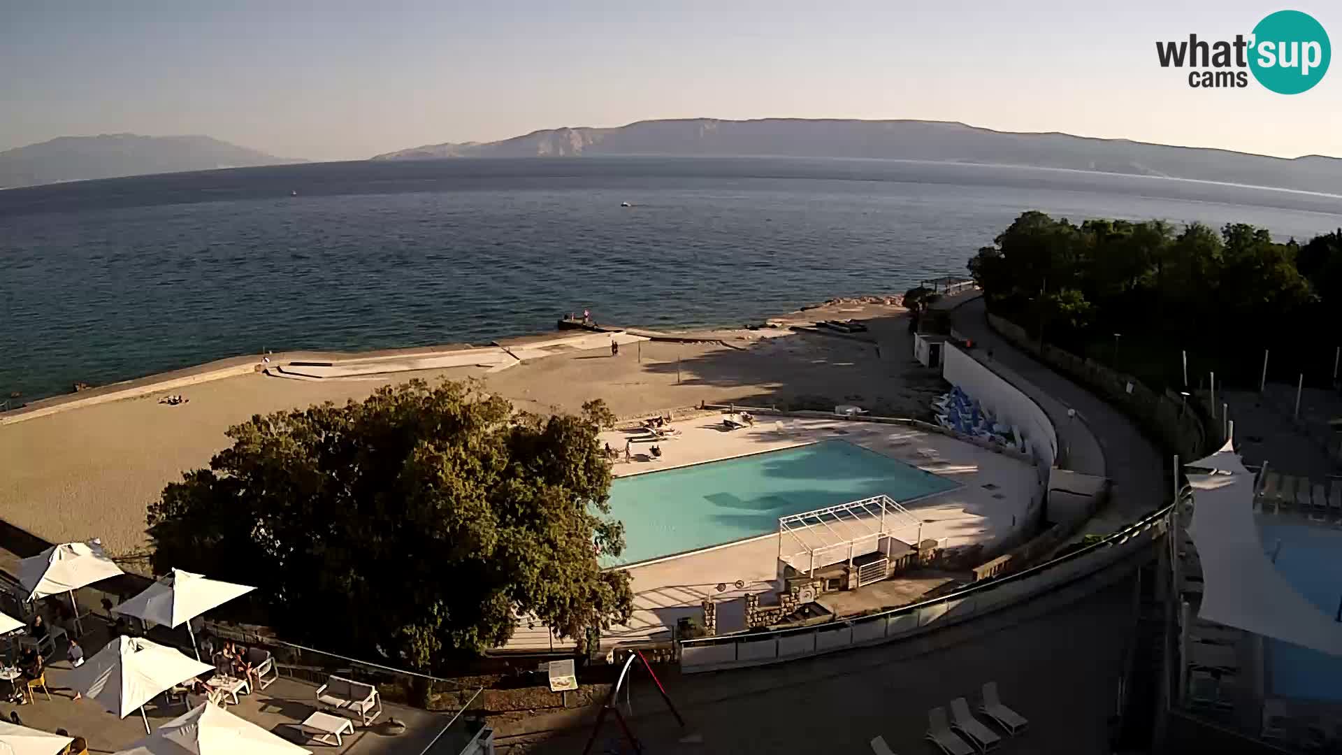 Novi Vinodolski – Beach – webcam live