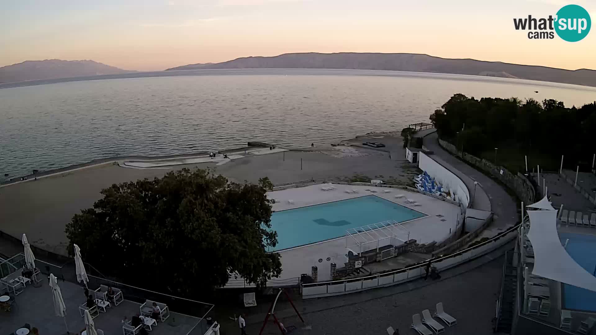 Novi Vinodolski – Beach – webcam live