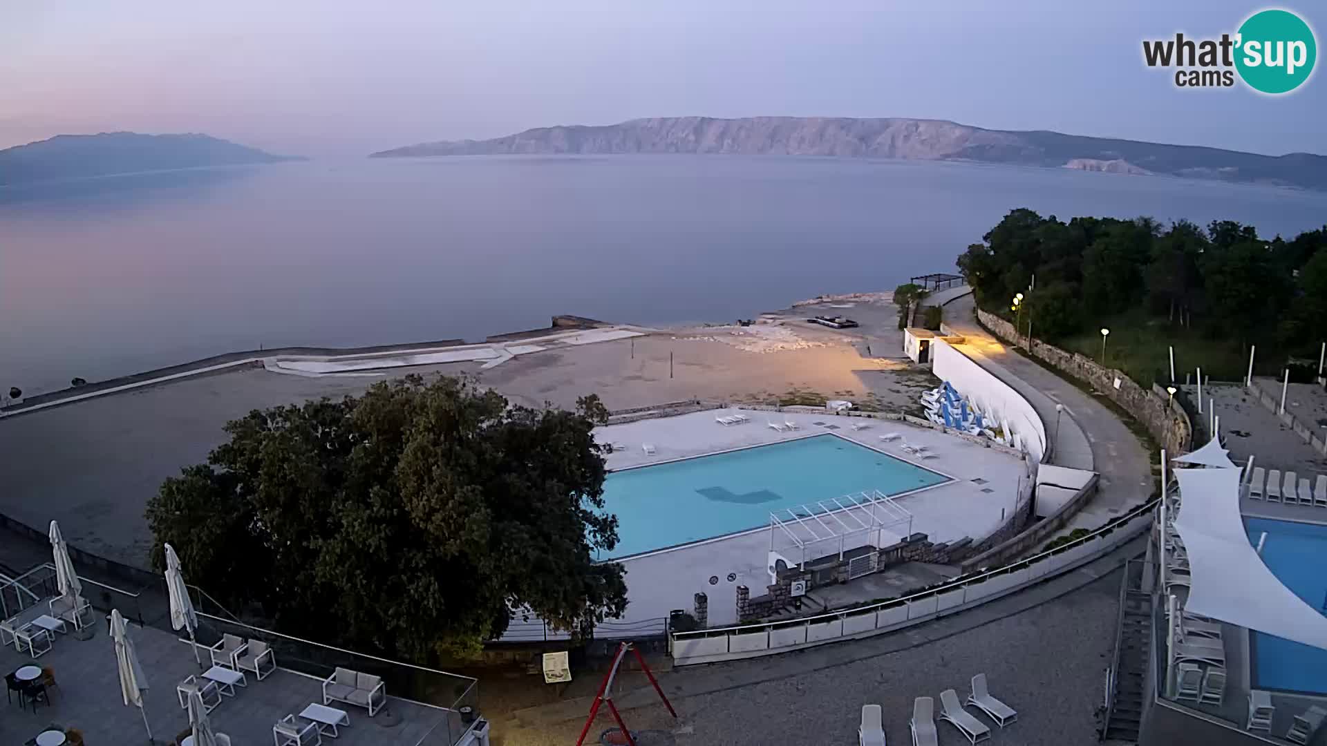 Novi Vinodolski – Beach – webcam live
