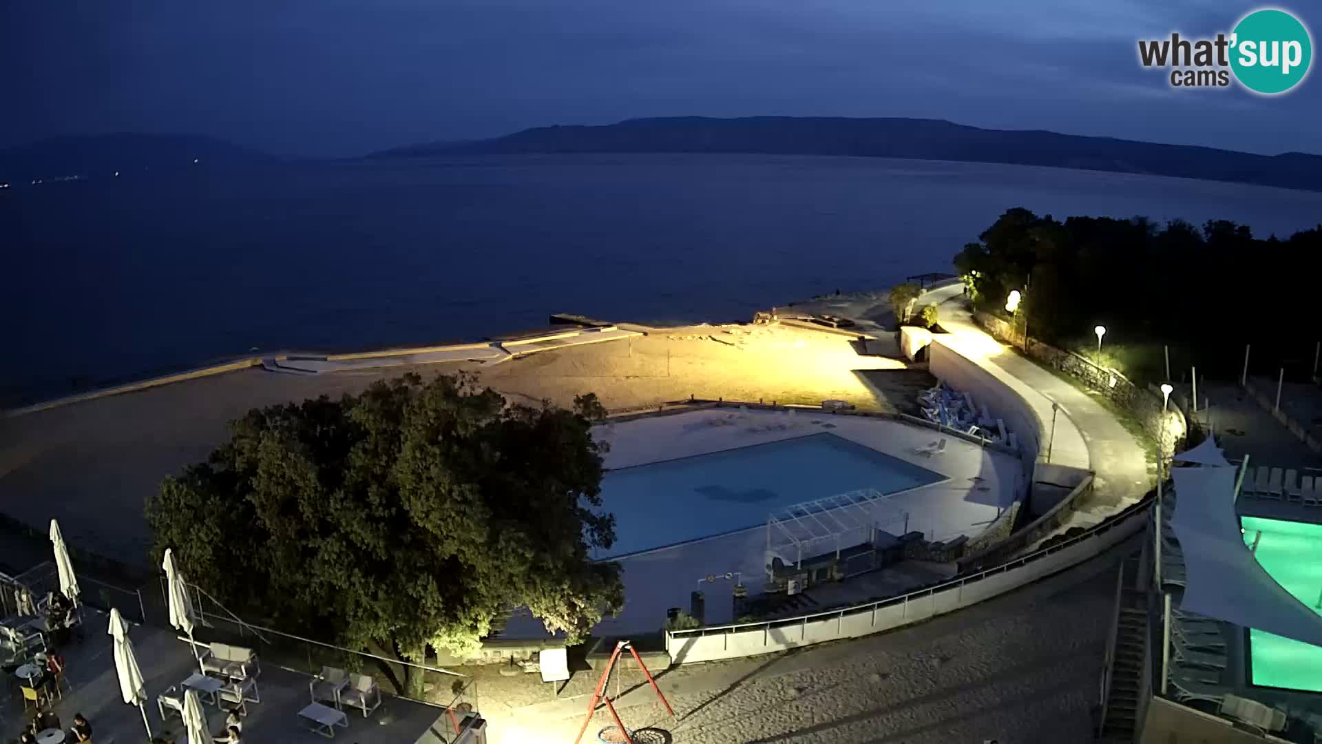 Novi Vinodolski – Beach – webcam live